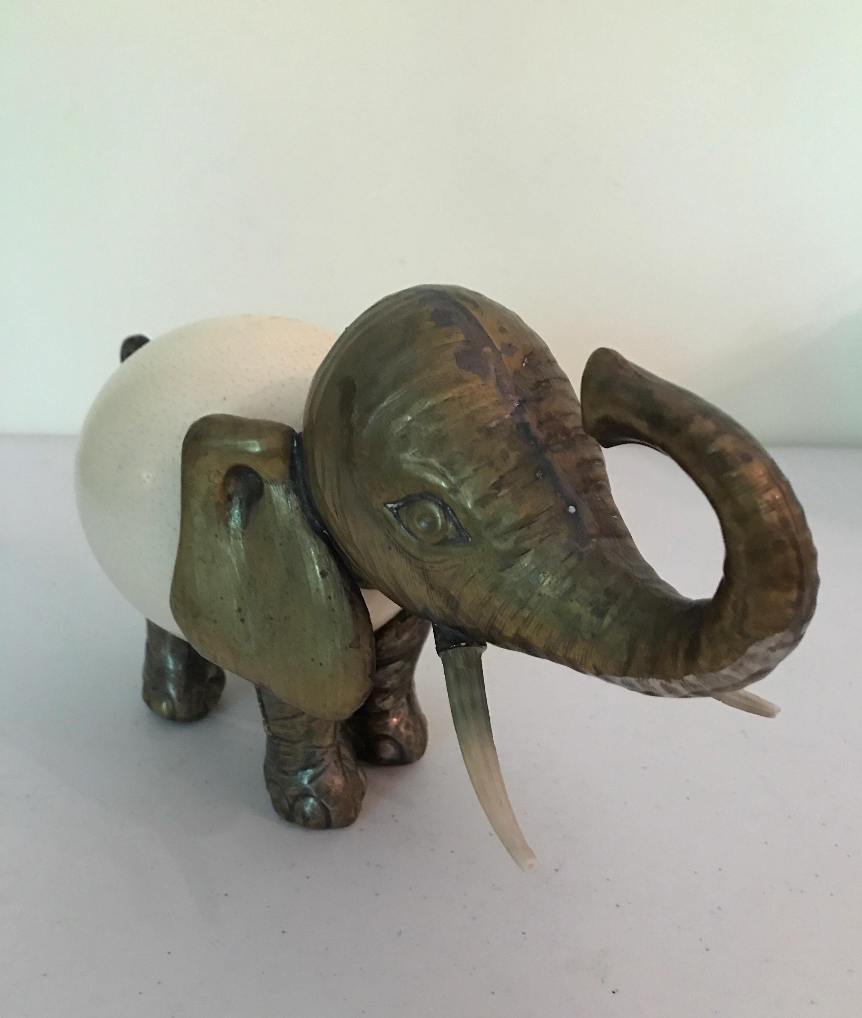 Straußeneier-Elefanten-Skulptur, Anthony Redmile zugeschrieben (Englisch)