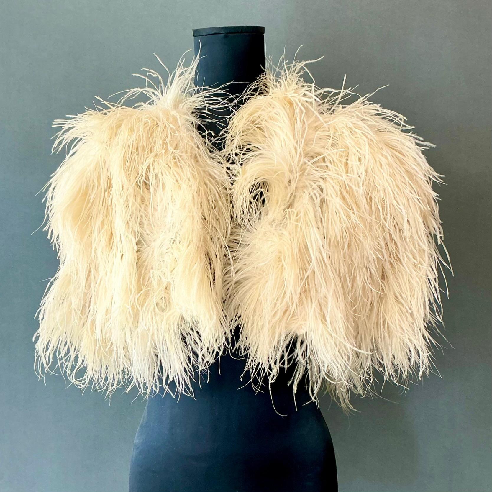 Vintage Ostrich Feather Peignor For Sale 2