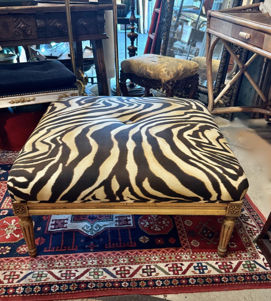 Pouf vintage in lino zebrato In condizioni buone in vendita a Pasadena, CA