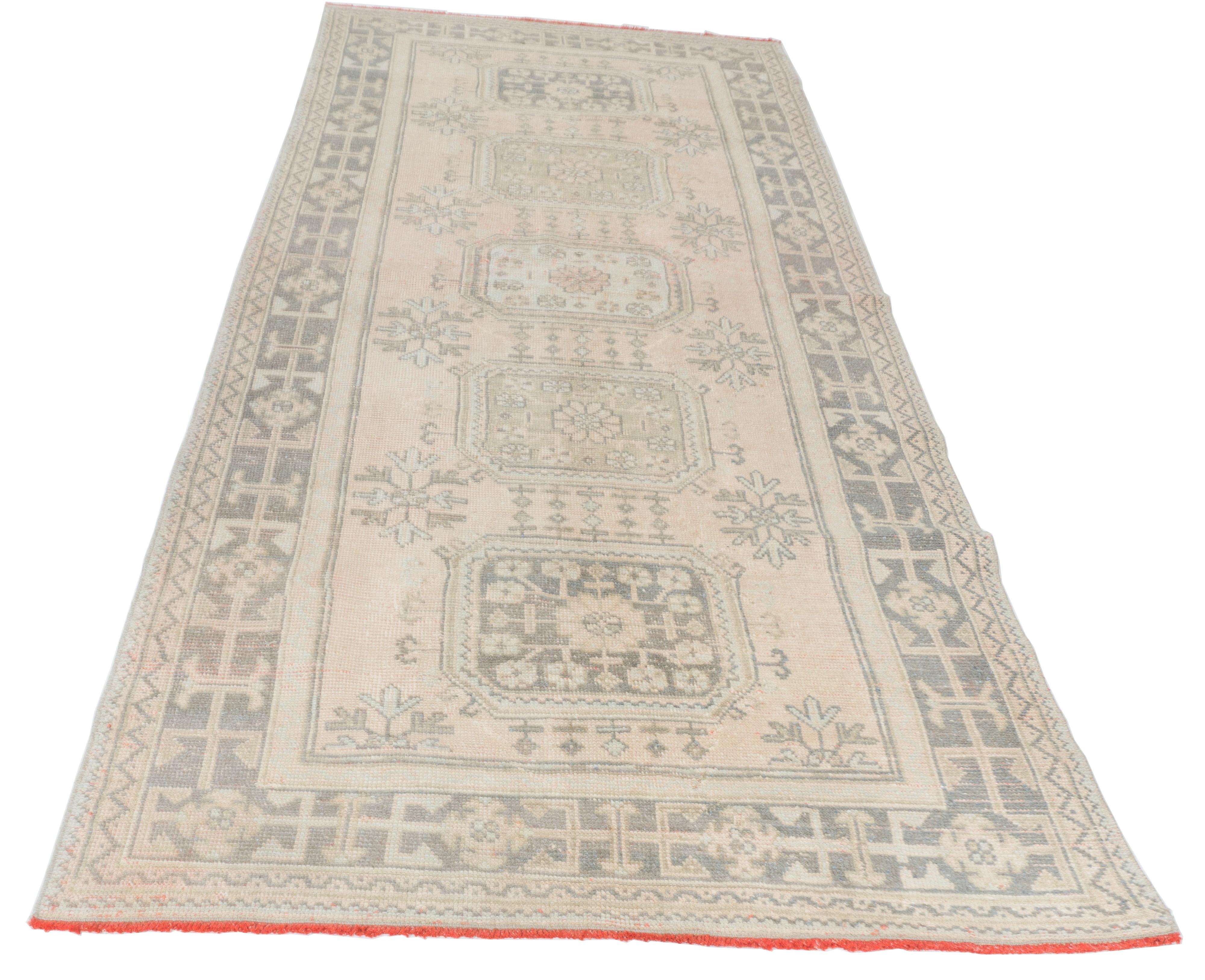 Türkischer Oushak Anatolischer Vintage-Läufer 4'5 X 10'11 (Handgeknüpft) im Angebot