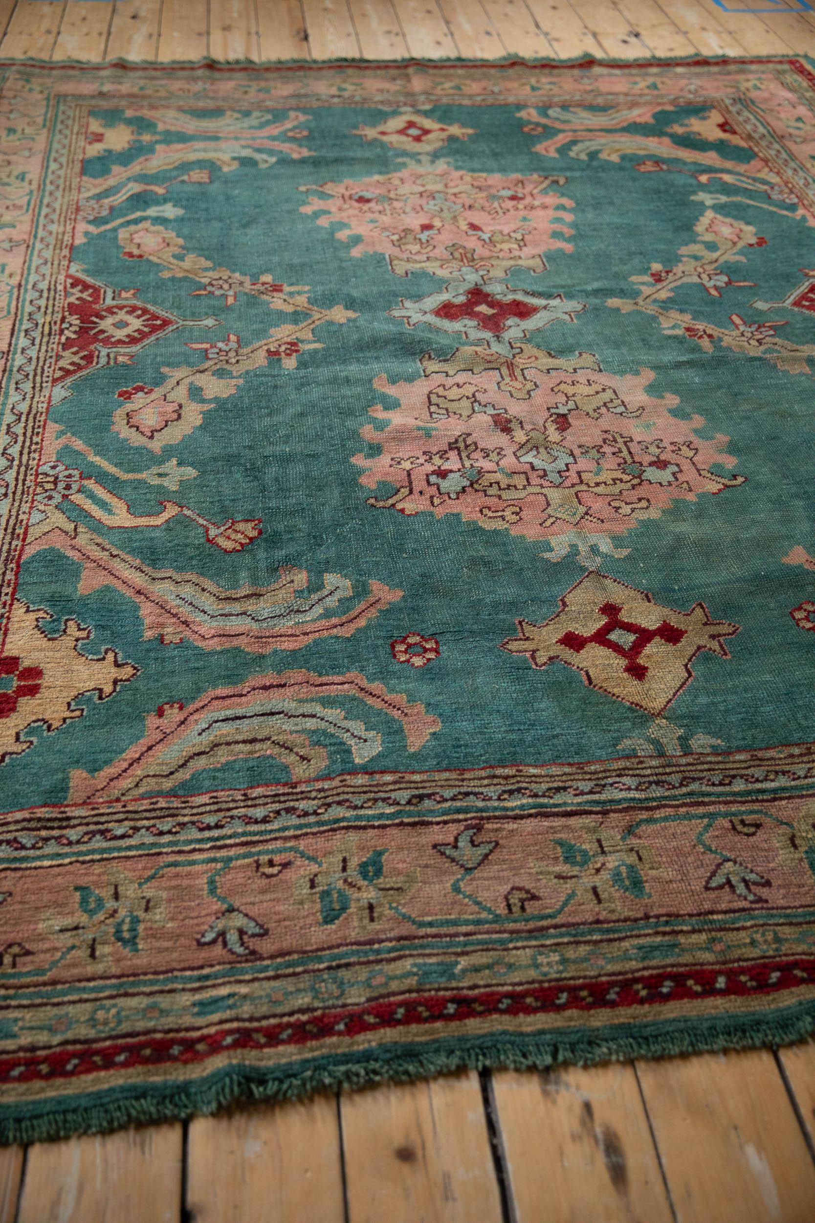 Alfombra Oushak Vintage mediados del siglo XX en venta