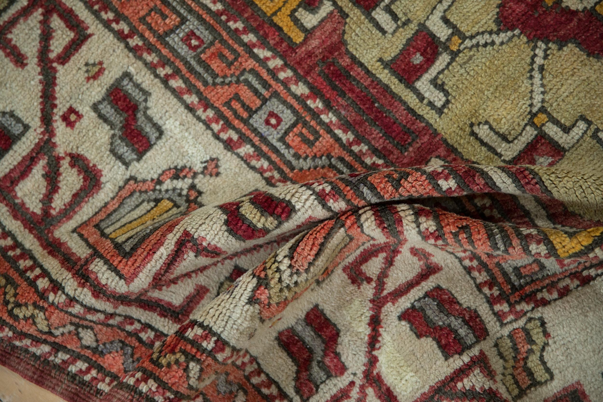 Vintage Oushak Carpet For Sale 1