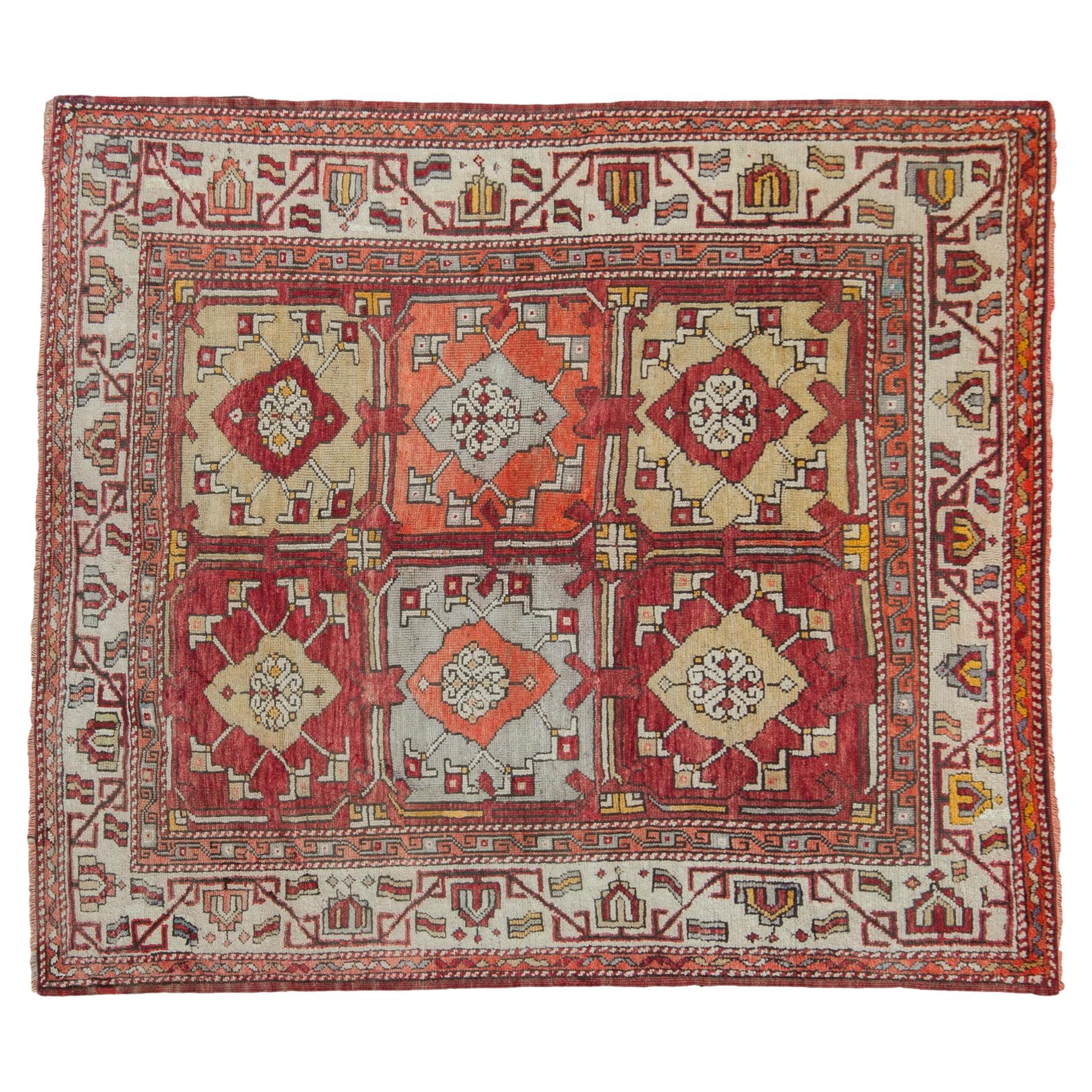 Tapis vintage d'Oushak