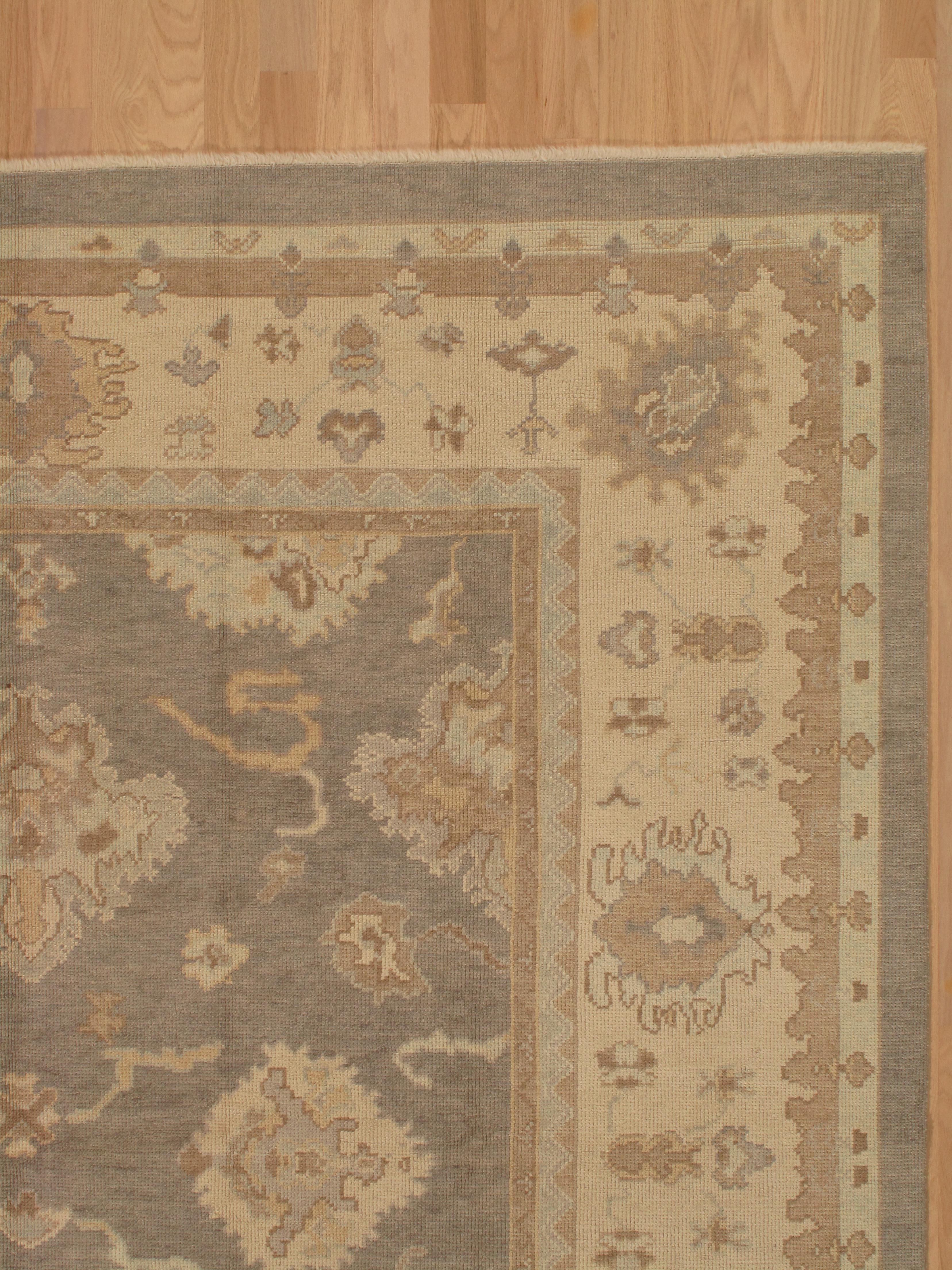 Vintage Oushak Carpet, Oriental Rug, Handmade Grey, Ivory, Saffron In Excellent Condition For Sale In Port Washington, NY