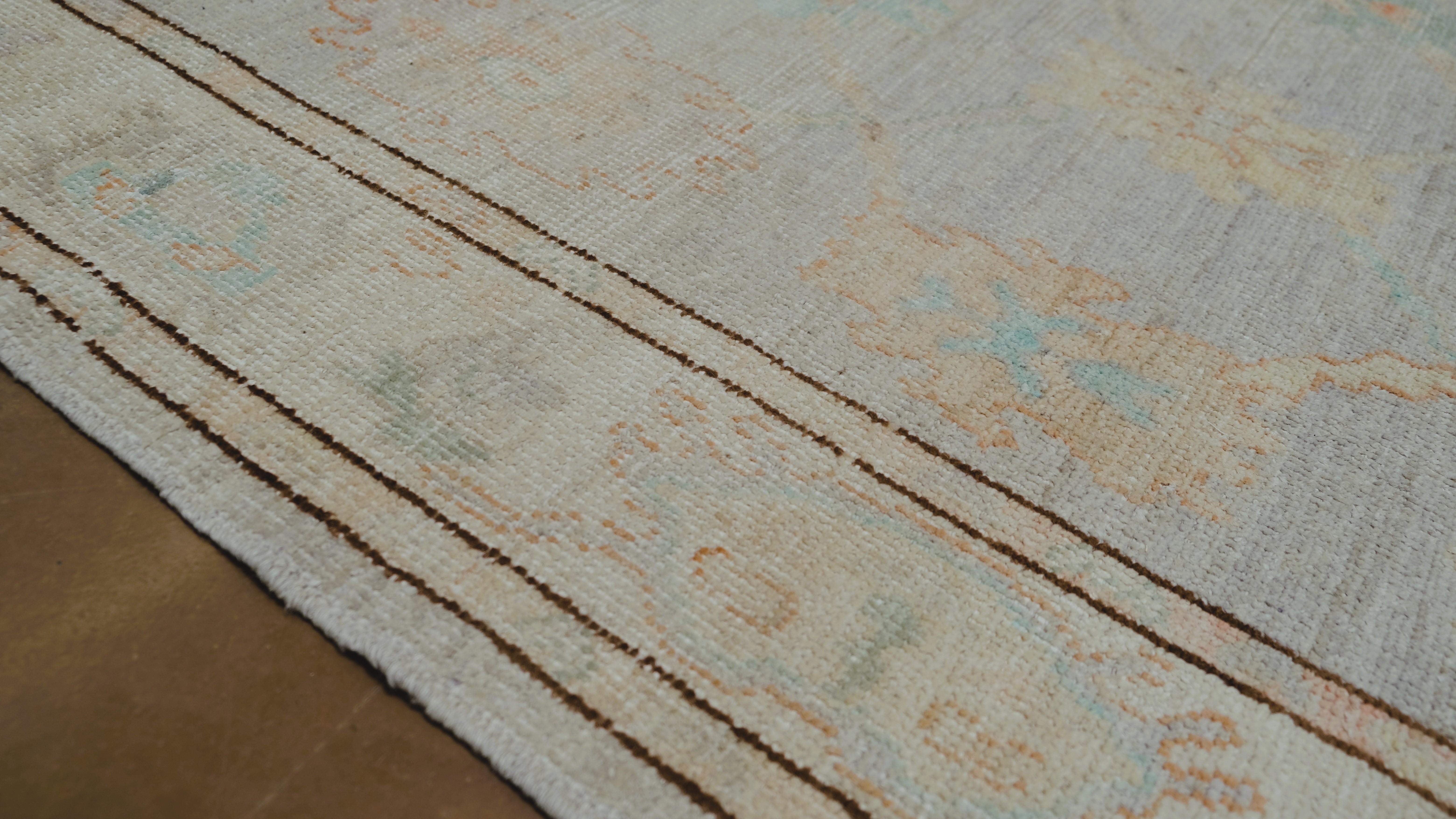 Pakistani Vintage Oushak Inspired Blue Green Floral Motif Wool Rug 4'2''x6'3'' For Sale