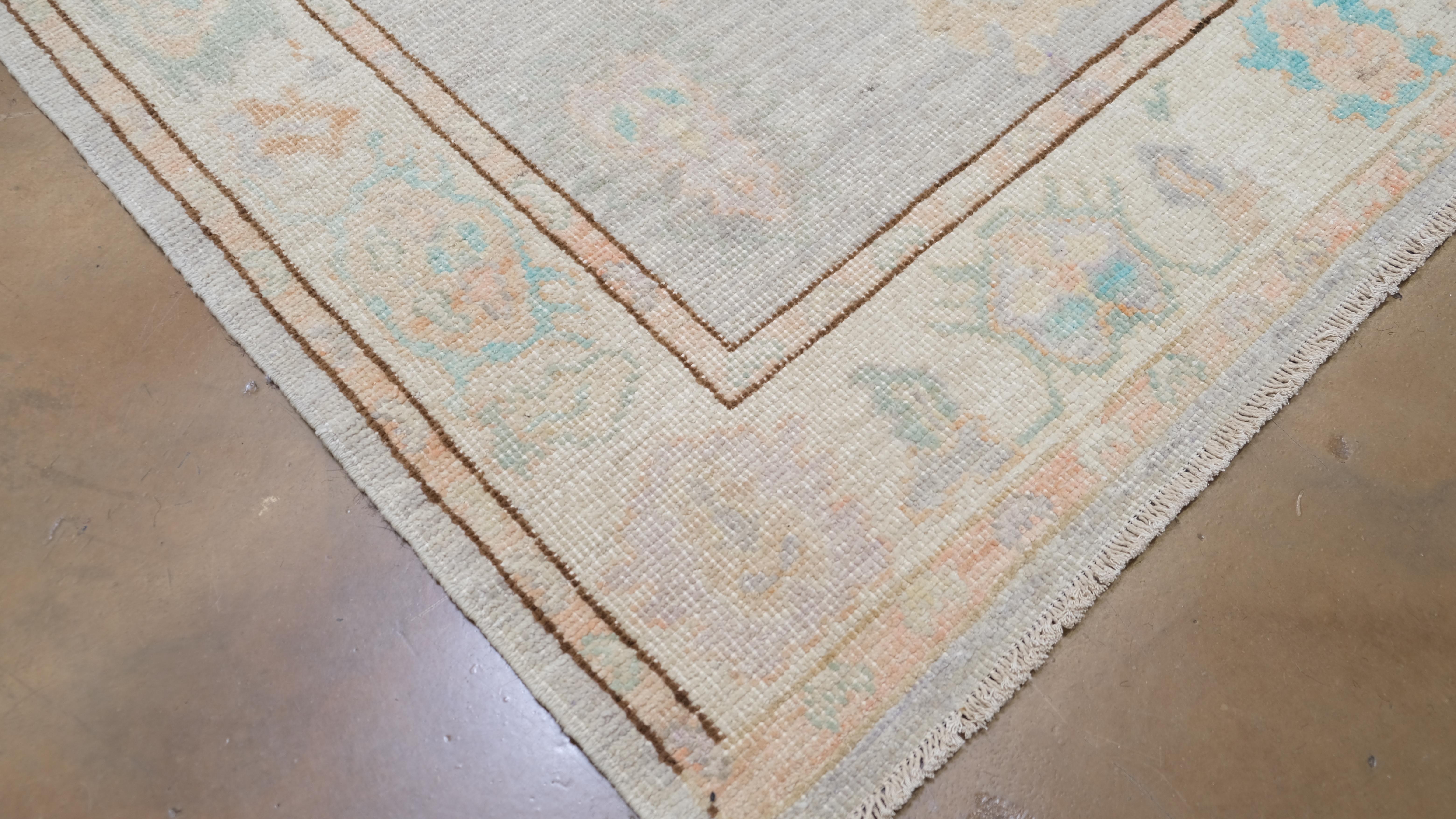 Vintage Oushak Inspired Blue Green Floral Motif Wool Rug 4'2''x6'3'' For Sale 2