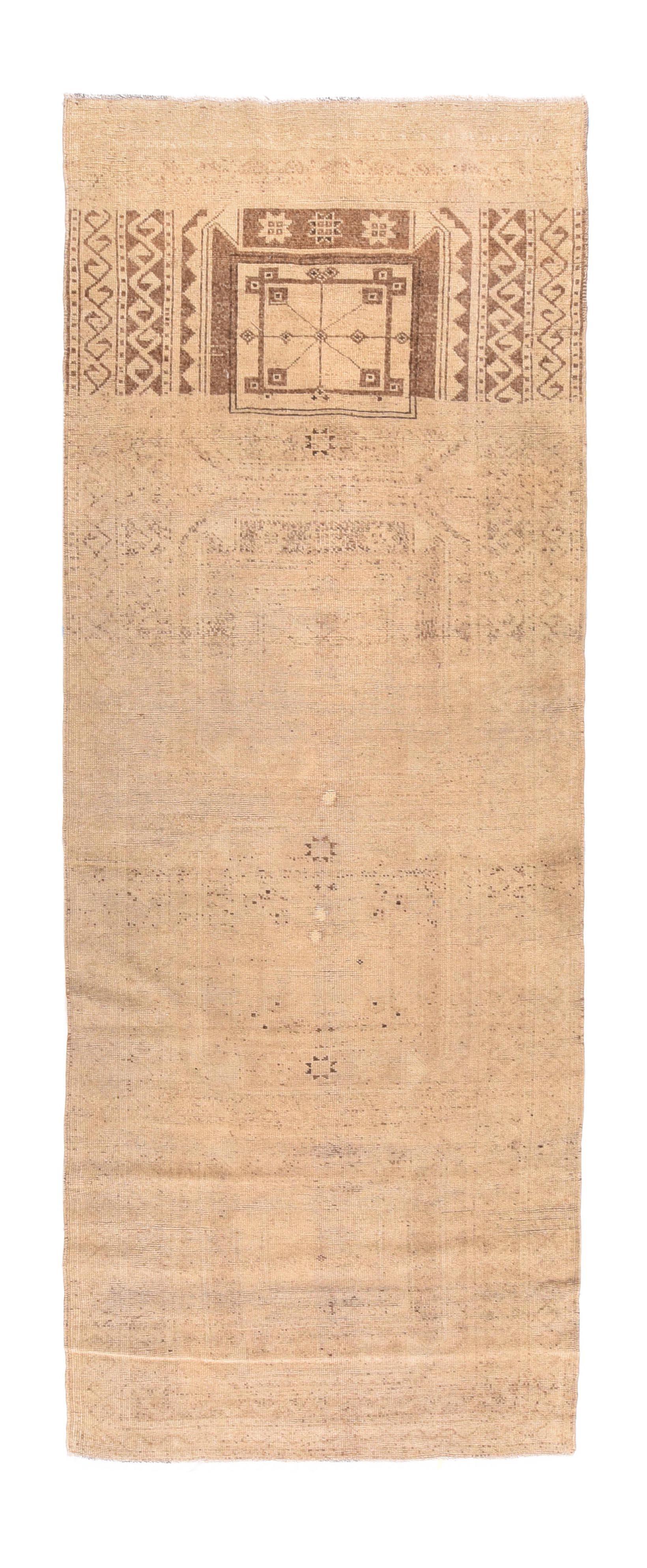 Oushak-Teppich 3'9'' x 10'4'' im Vintage-Stil (Mitte 17. Jahrhundert) im Angebot