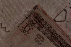 Vintage Oushak Rug – Faded Medallion in Soft Blush and Taupe