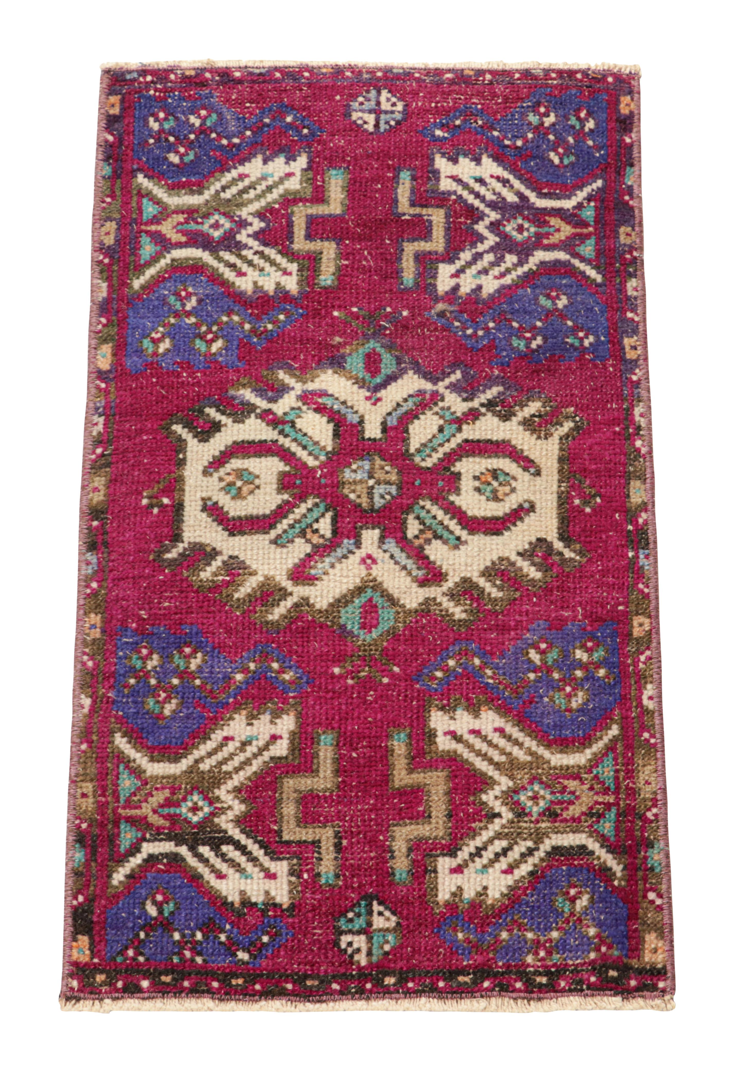 Vintage Oushak Rug in Burgundy with Geometric Medallions, from Rug & Kilim In Good Condition For Sale In Long Island City, NY