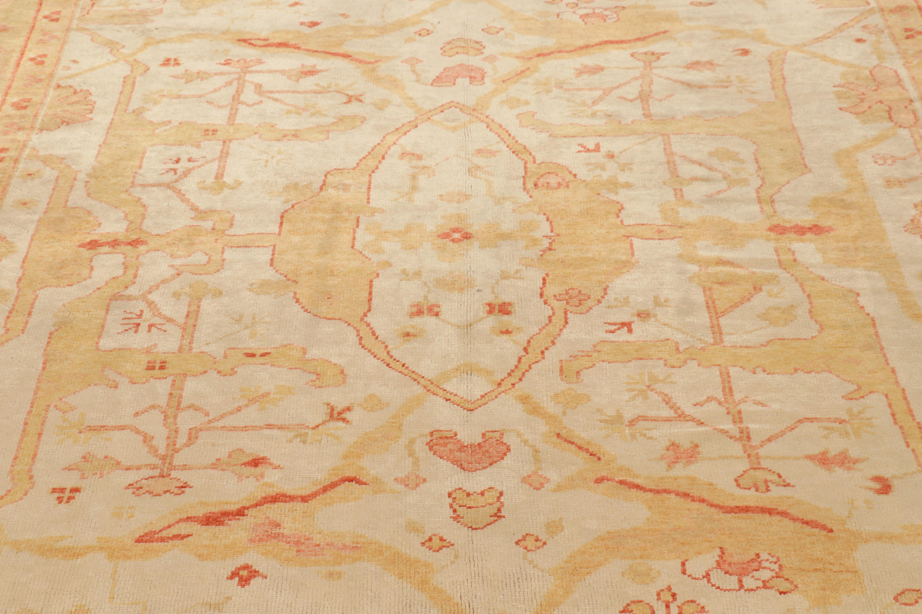 Mid-20th Century Vintage Oushak Rug in Gold & Orange with Floral Patterns - Rug & Kilim For Sale