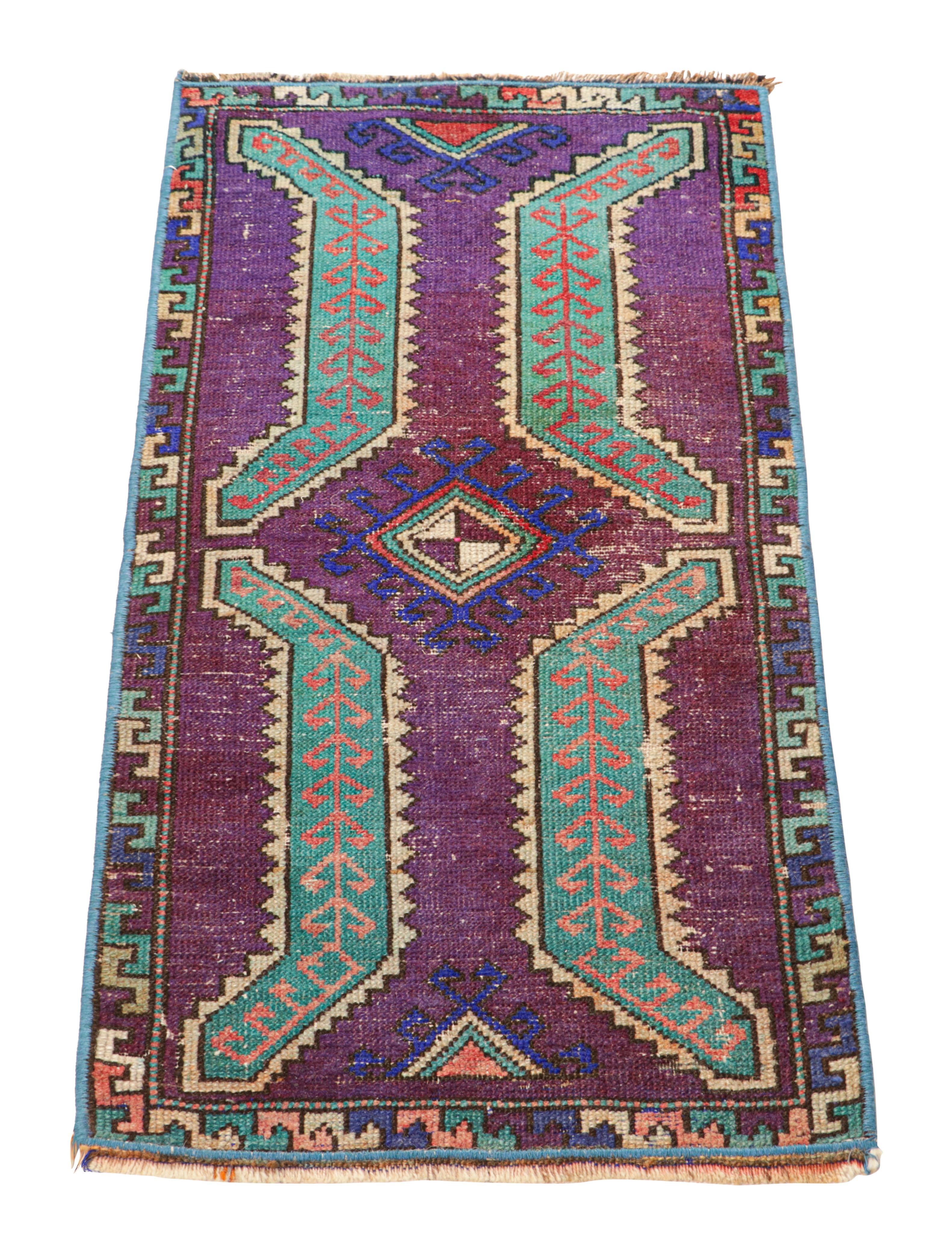 Vintage Oushak Rug in Violet Purple with Geometric Medallions, from Rug & Kilim In Good Condition For Sale In Long Island City, NY