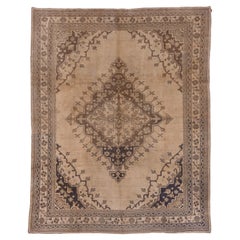 Vintage Oushak Rug with Central Medallion and Earthy Beige Tones