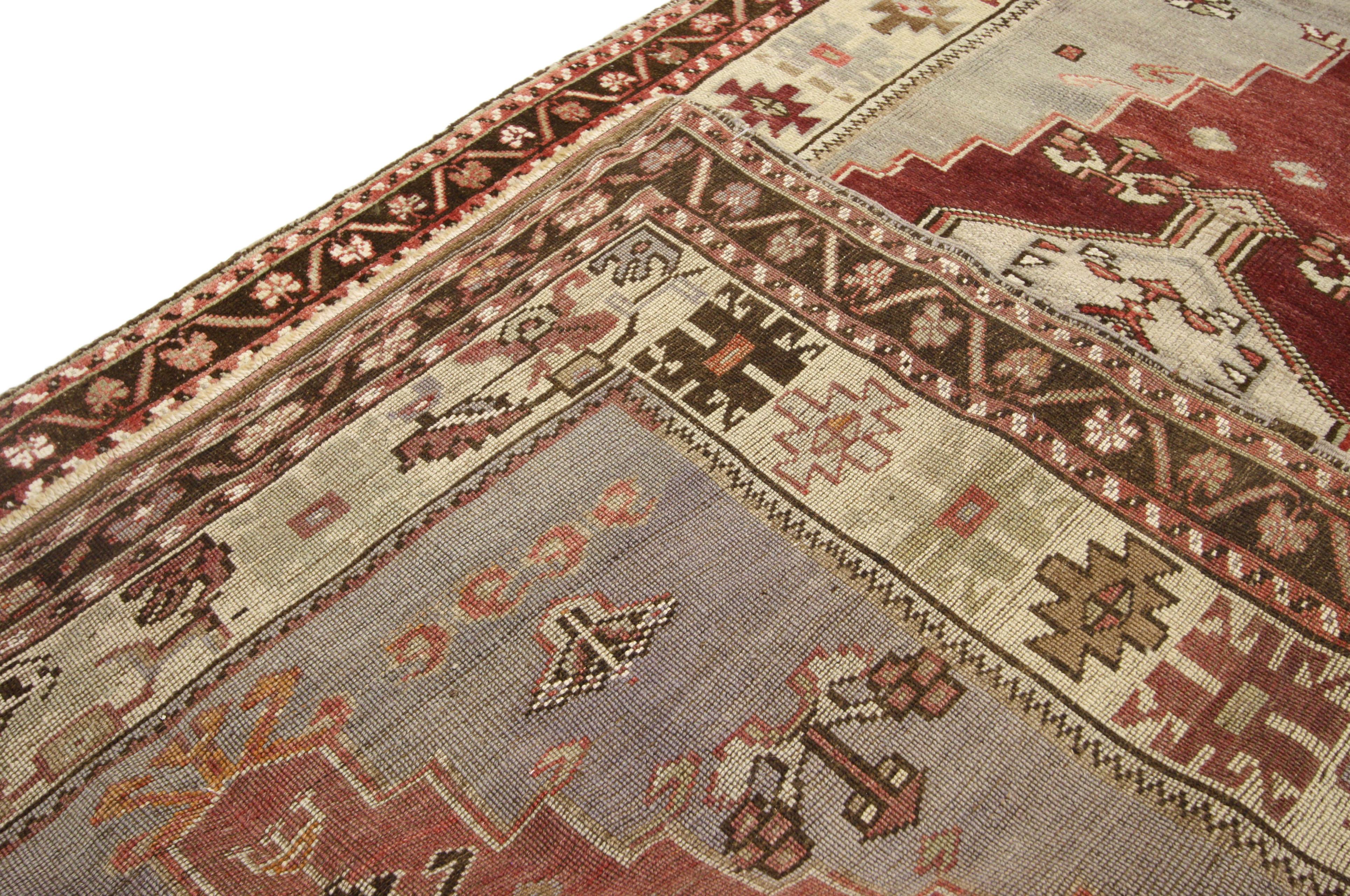 Hand-Knotted Vintage Oushak Rug with Italian Venetian Style For Sale