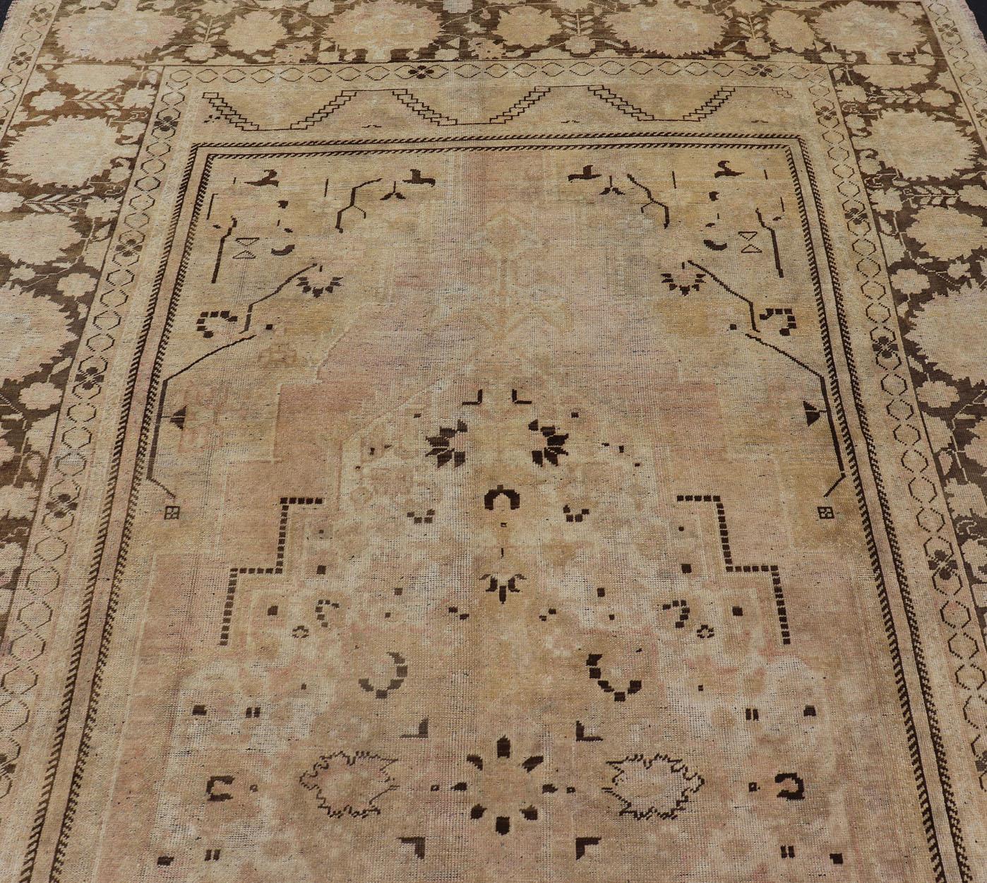 Vintage Oushak Rug with Muted Neutral Colors in Tan, Beige, Taupe, Gray & Brown For Sale 11