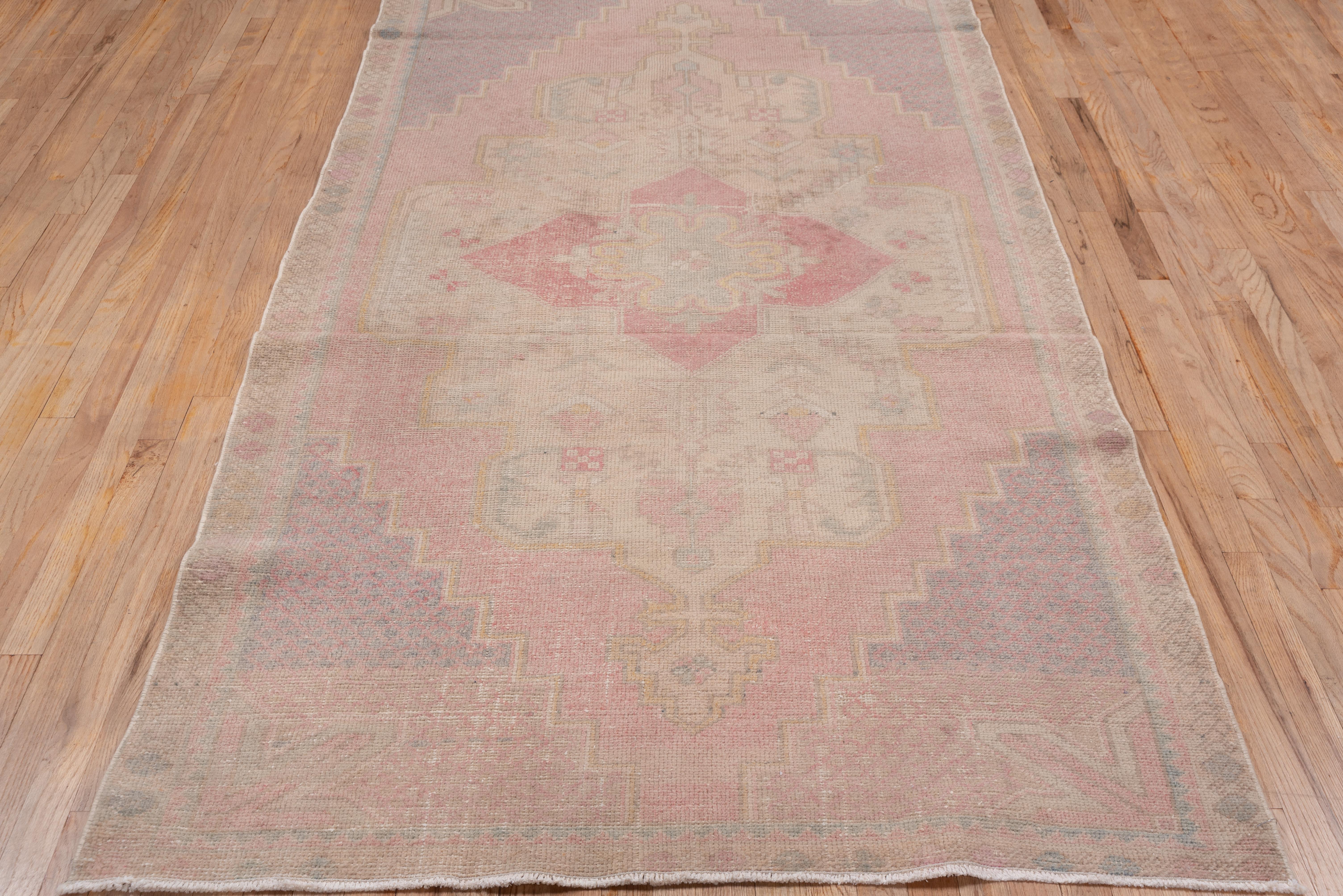 Vintage Oushak Rug with Pink Purple and Ivory Field, Pastel Colors, Shabby Chic In Good Condition For Sale In New York, NY
