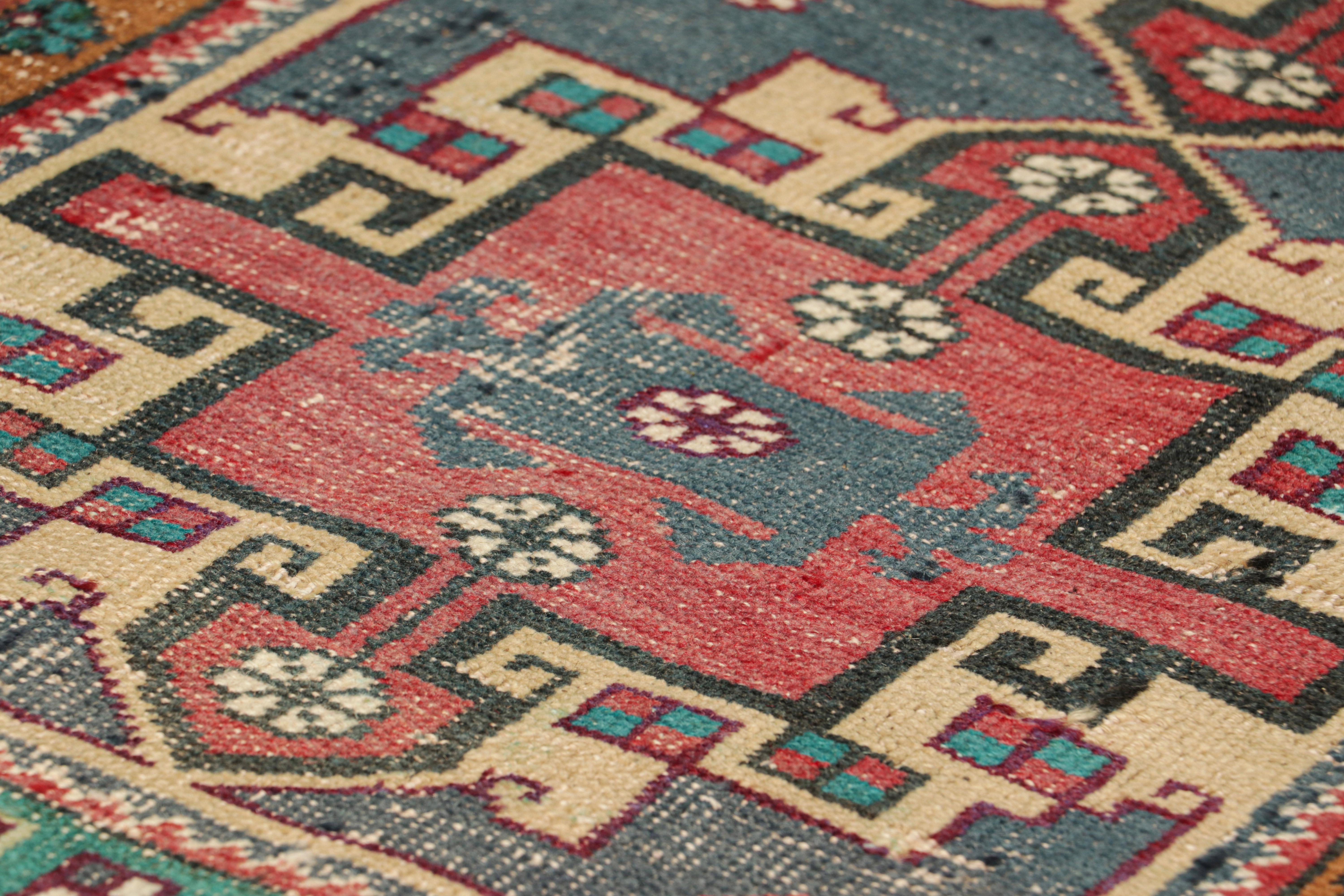 Hand-knotted in wool, originating from Turkey circa 1950-1960, this 2x3 vintage gift-sized rug is one of a very special set of twins from an exceptional mid-century curation of Oushak rugs new to Rug & Kilim’s collection.  

On the Design: