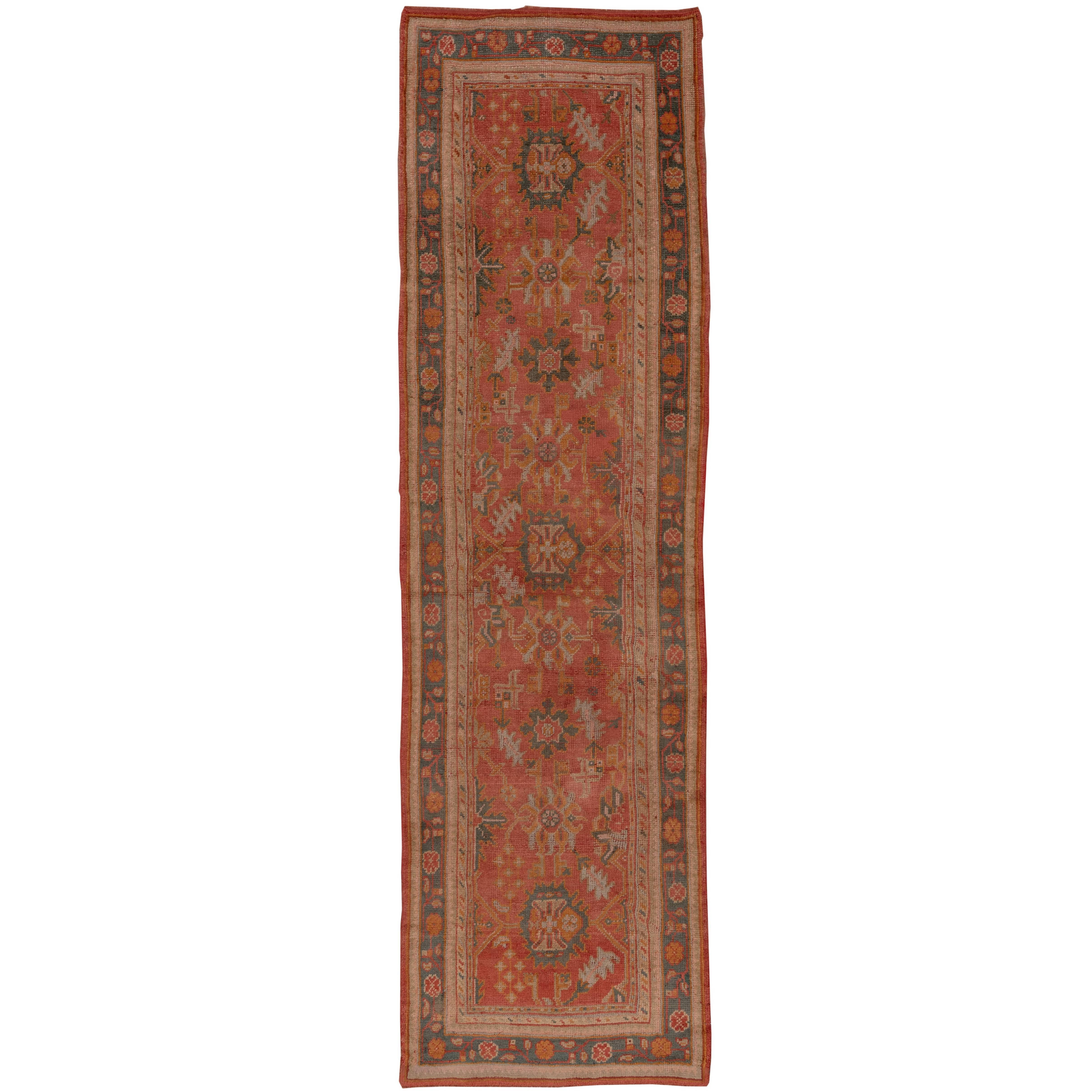 Tapis de couloir turc Oushak orange, vers les années 1920