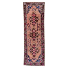 Vintage Oushak Runner – Rose Ground with Floral Medallions