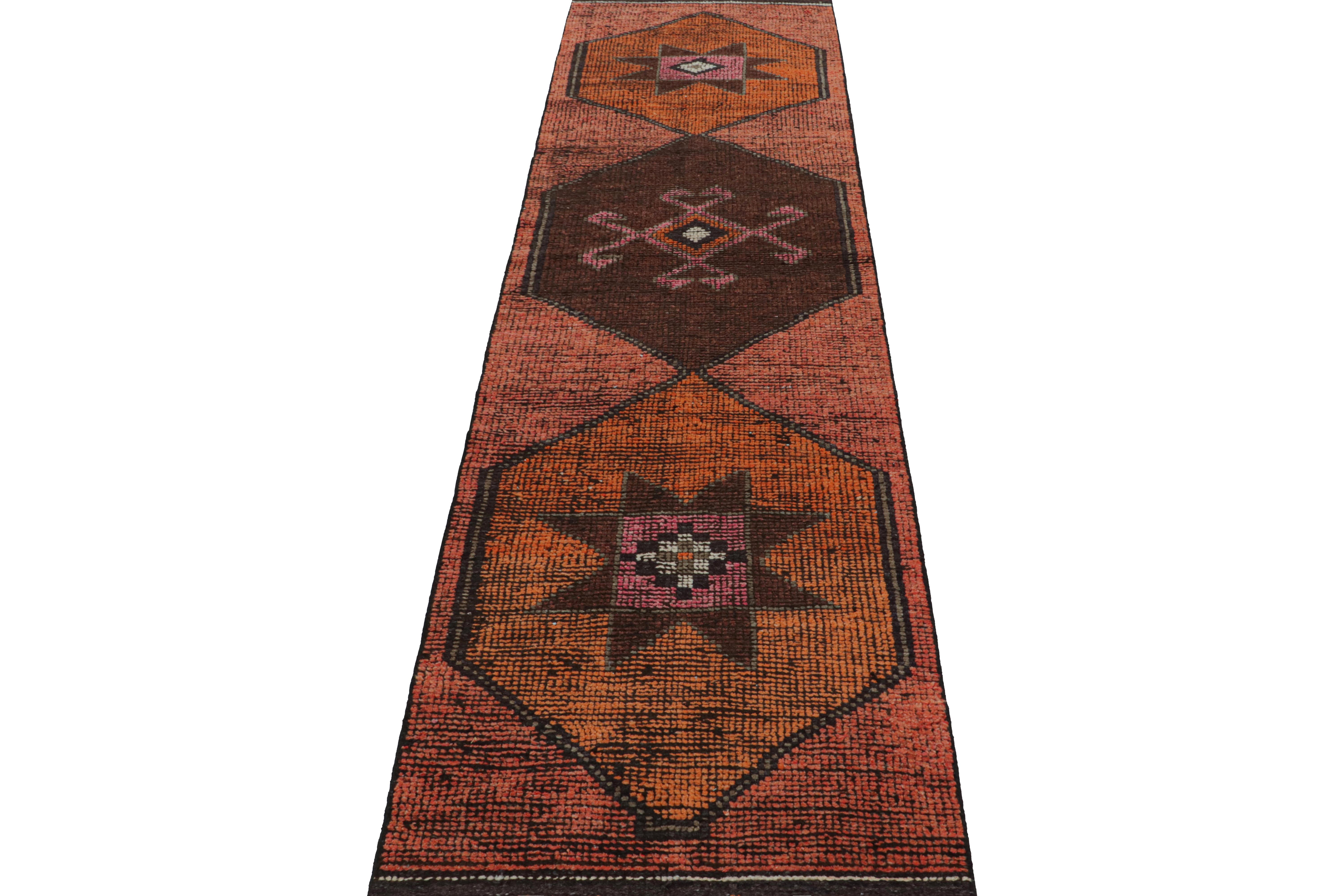 Tribal Vintage Oushak Runner Rug, with Medallion and Geometric Pattern from Rug & Kilim For Sale