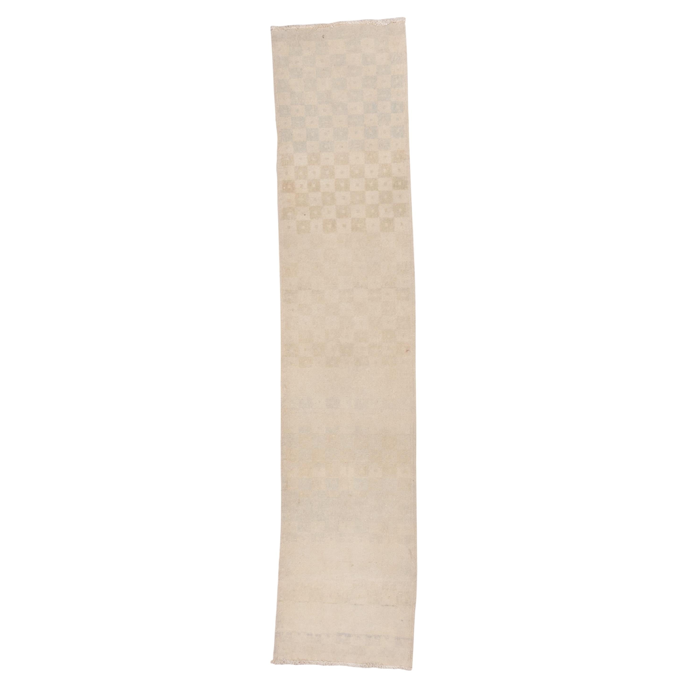 Vintage Oushak Runner – Subtle Checkerboard in Ivory Tones For Sale