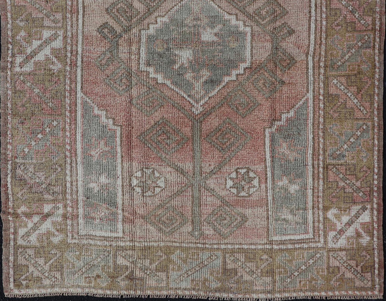 Vintage Oushak Small Rug With Faded Rose, Olive Green  4'2