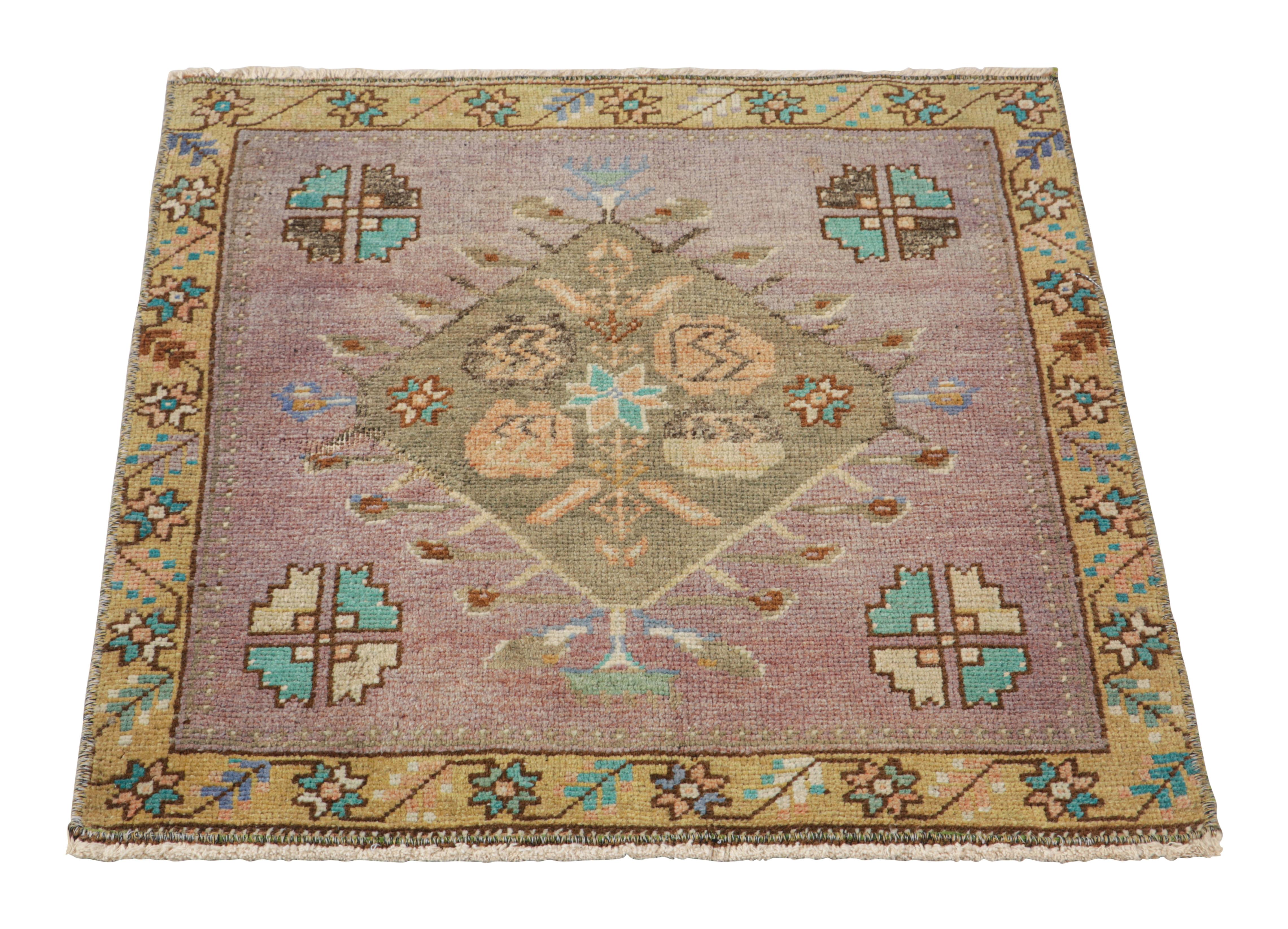 Vintage Oushak Square Rug with Geometric Floral Medallion, from Rug & Kilim In Good Condition For Sale In Long Island City, NY
