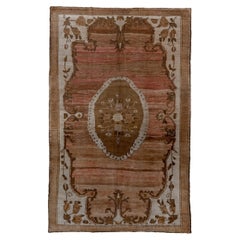 Vintage Oushak with a Flower Motif