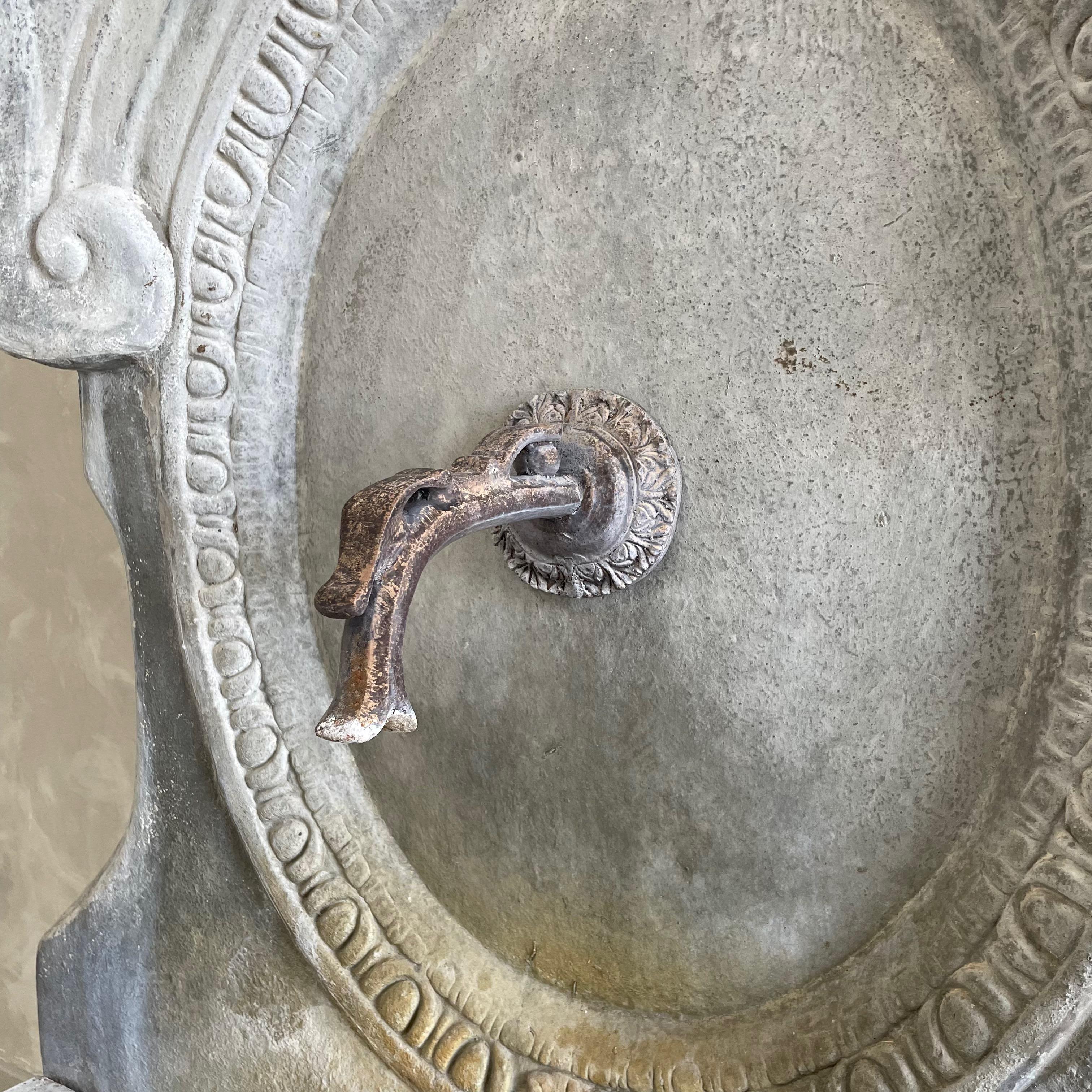 XXI secolo e contemporaneo Fontana da giardino vintage per esterni