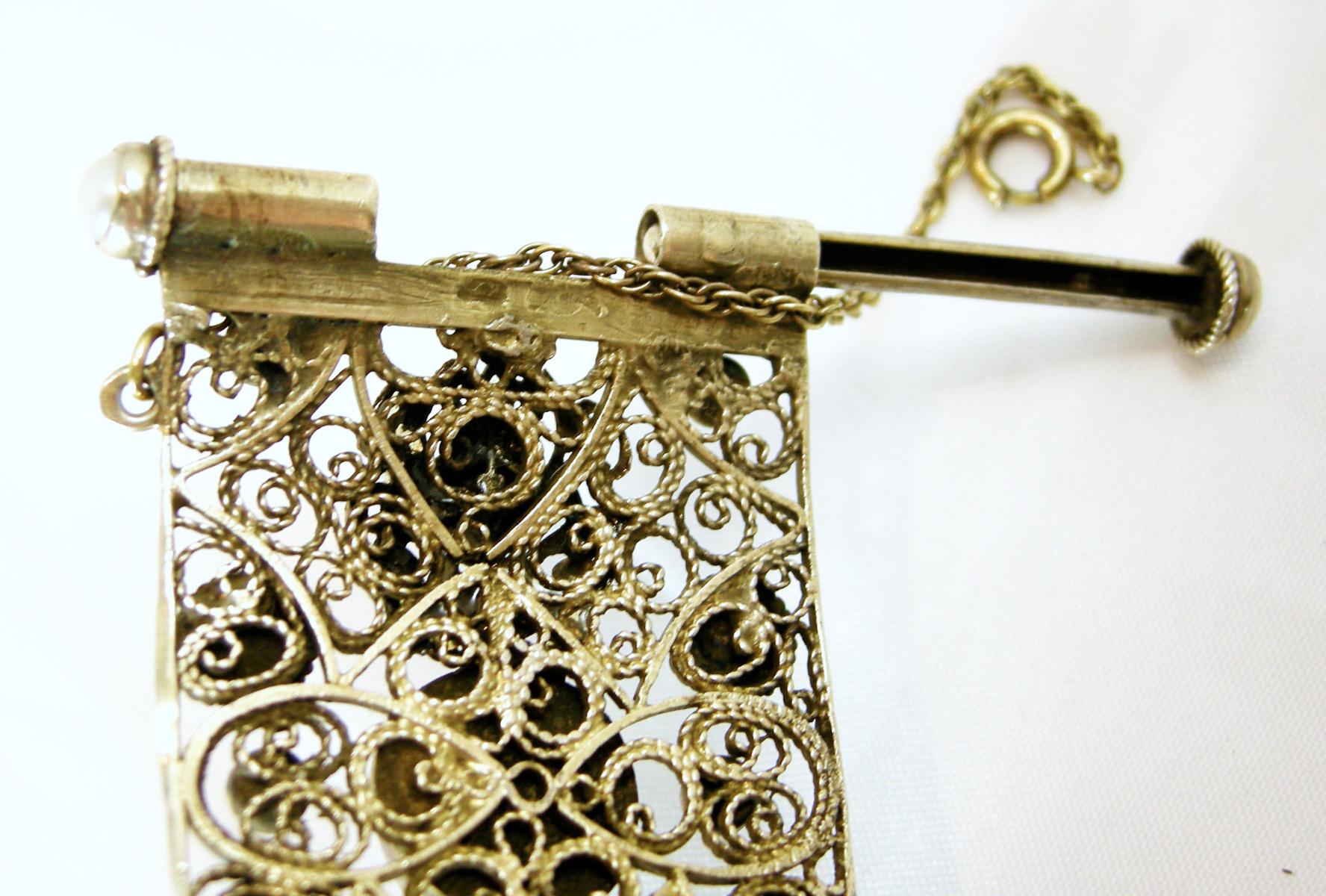 Vintage Outstanding 30s Austro Hungarian Cuff Bracelet In Good Condition For Sale In New York, NY
