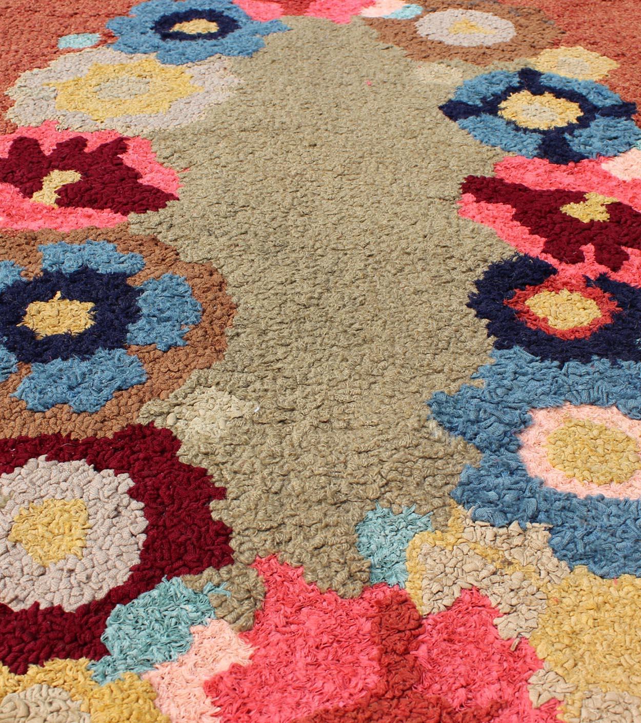 Hand-Woven Vintage Oval American Hooked Rug with Large Flower Design For Sale