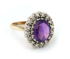 Vintage Oval Amethyst and Diamond Halo Ring in 14K Yellow Gold