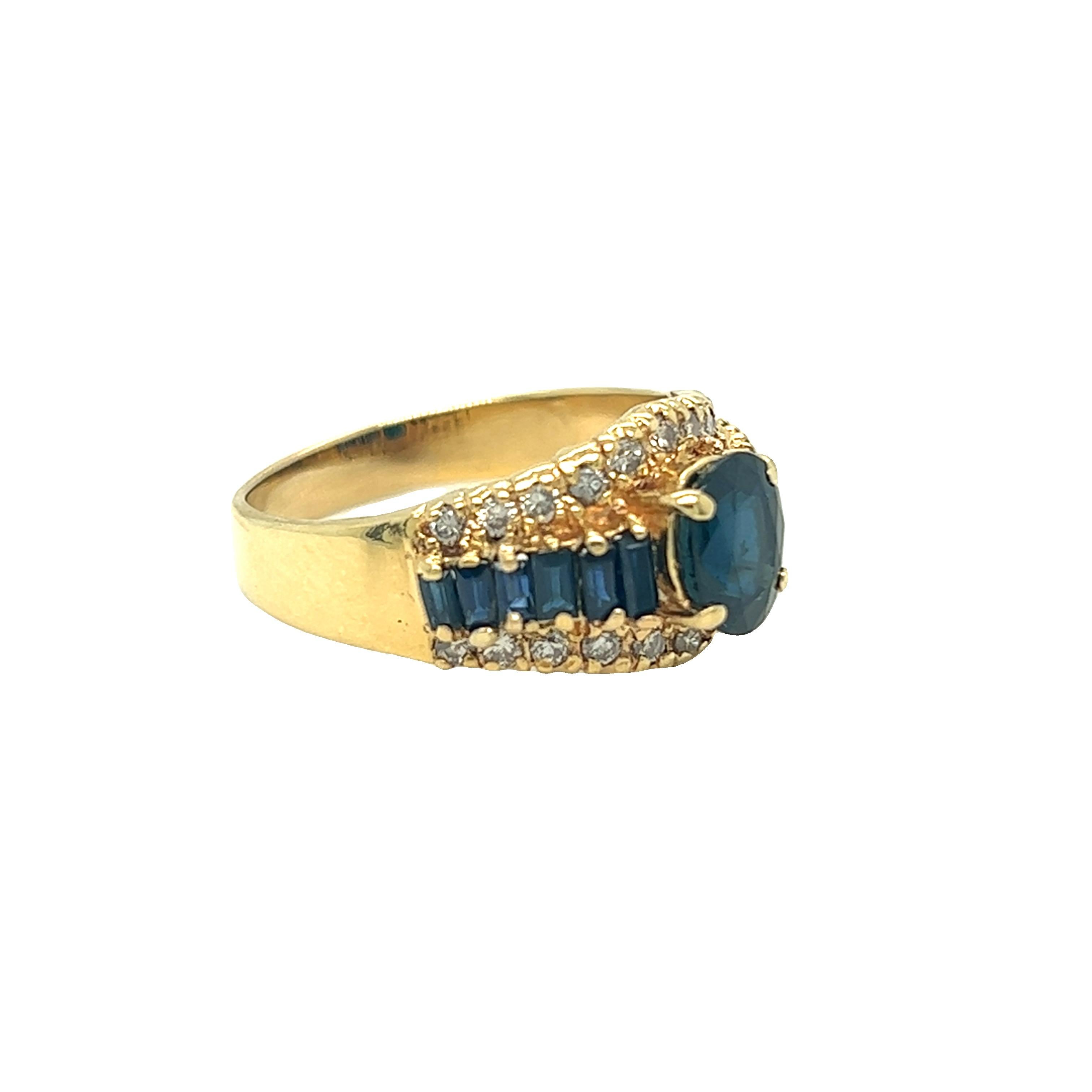 Vintage Oval and Baguette Sapphire and Diamond Ring 14K Yellow Gold For Sale 1