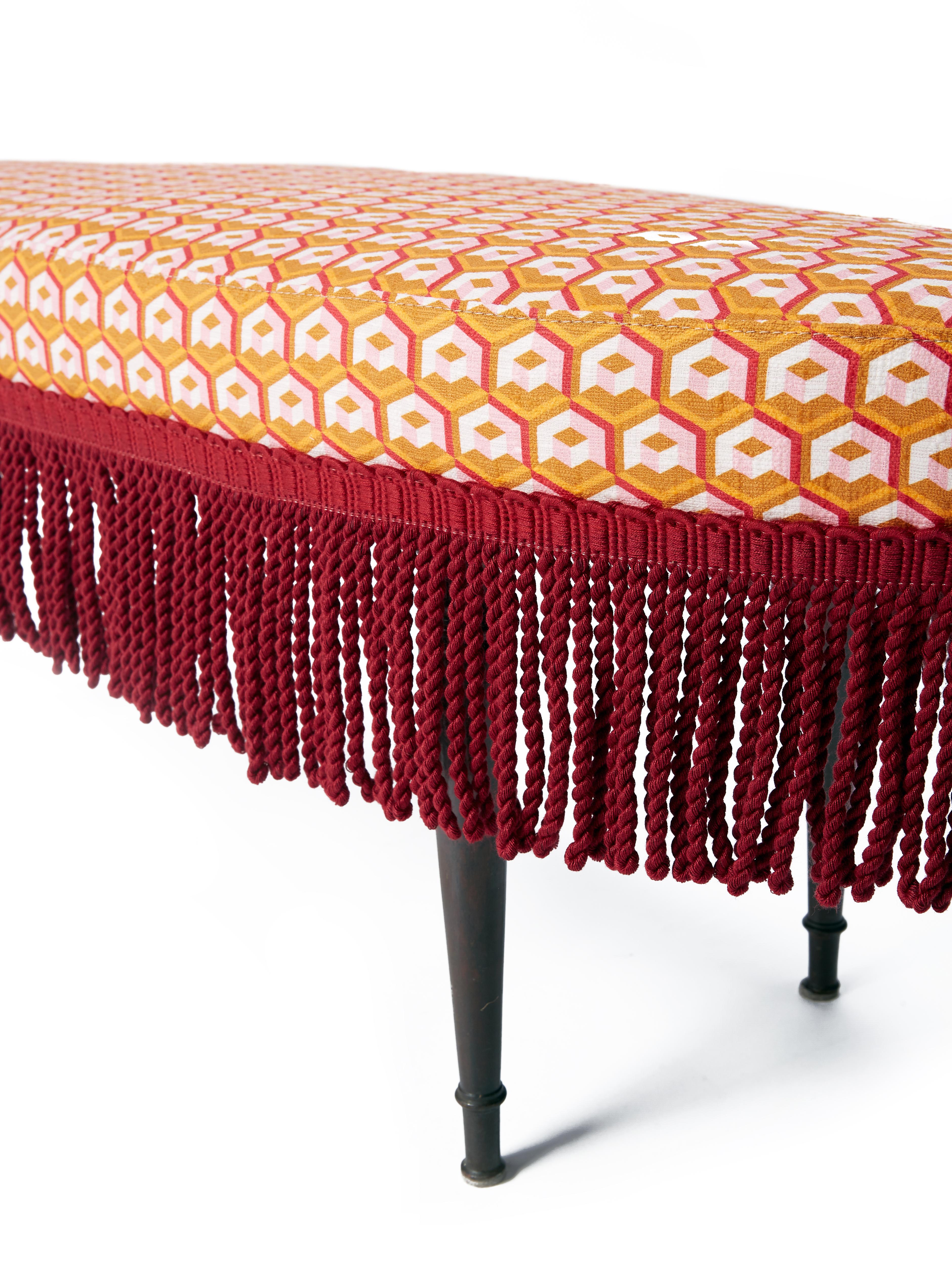 Vintage Oval Bench by La DoubleJ, Bold Geometric Cubi Print, 1950, Italy In Excellent Condition In Milano, Lombardia