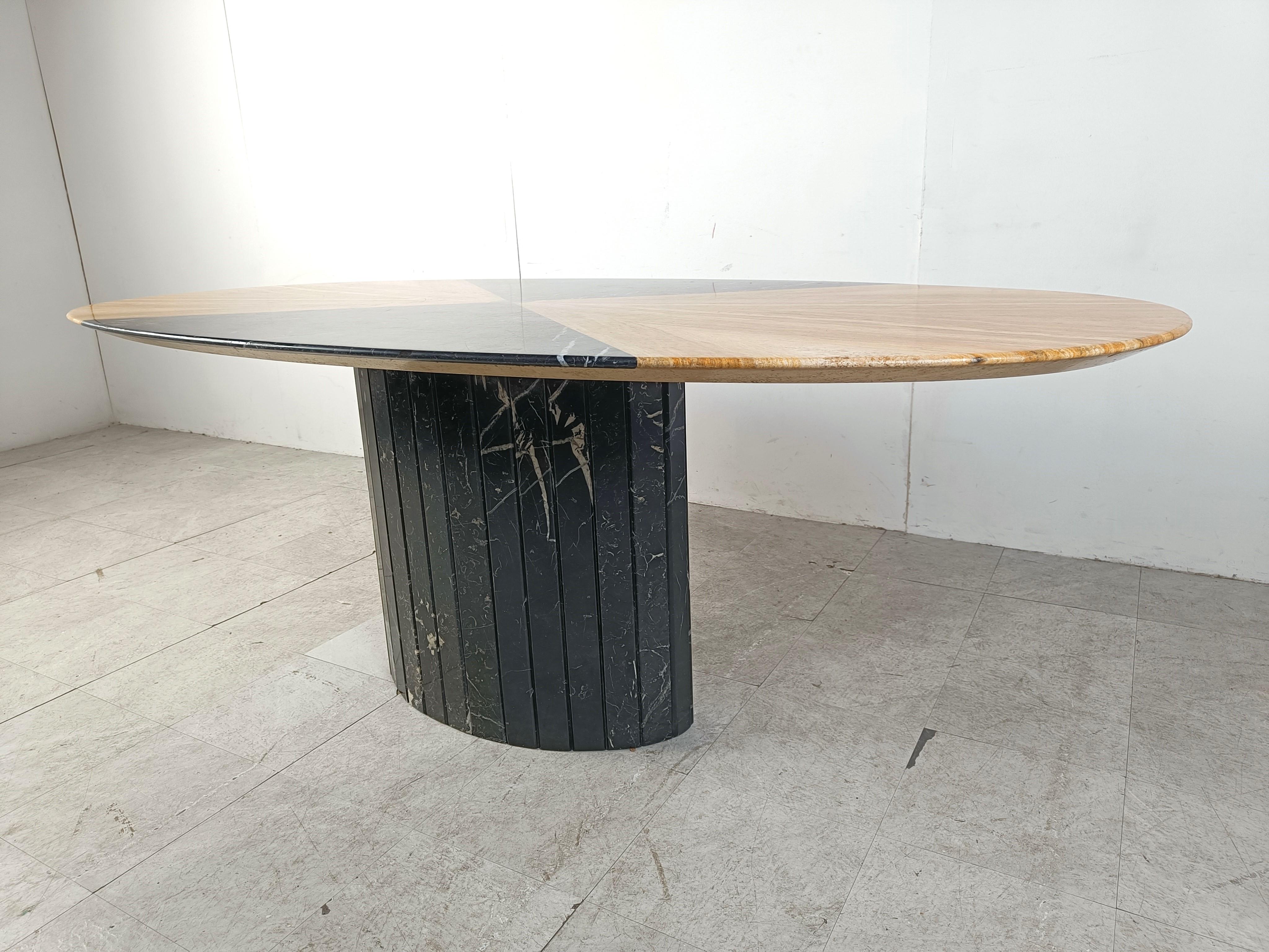 Italian Vintage oval black marble and onyx dining table, 1970s  For Sale