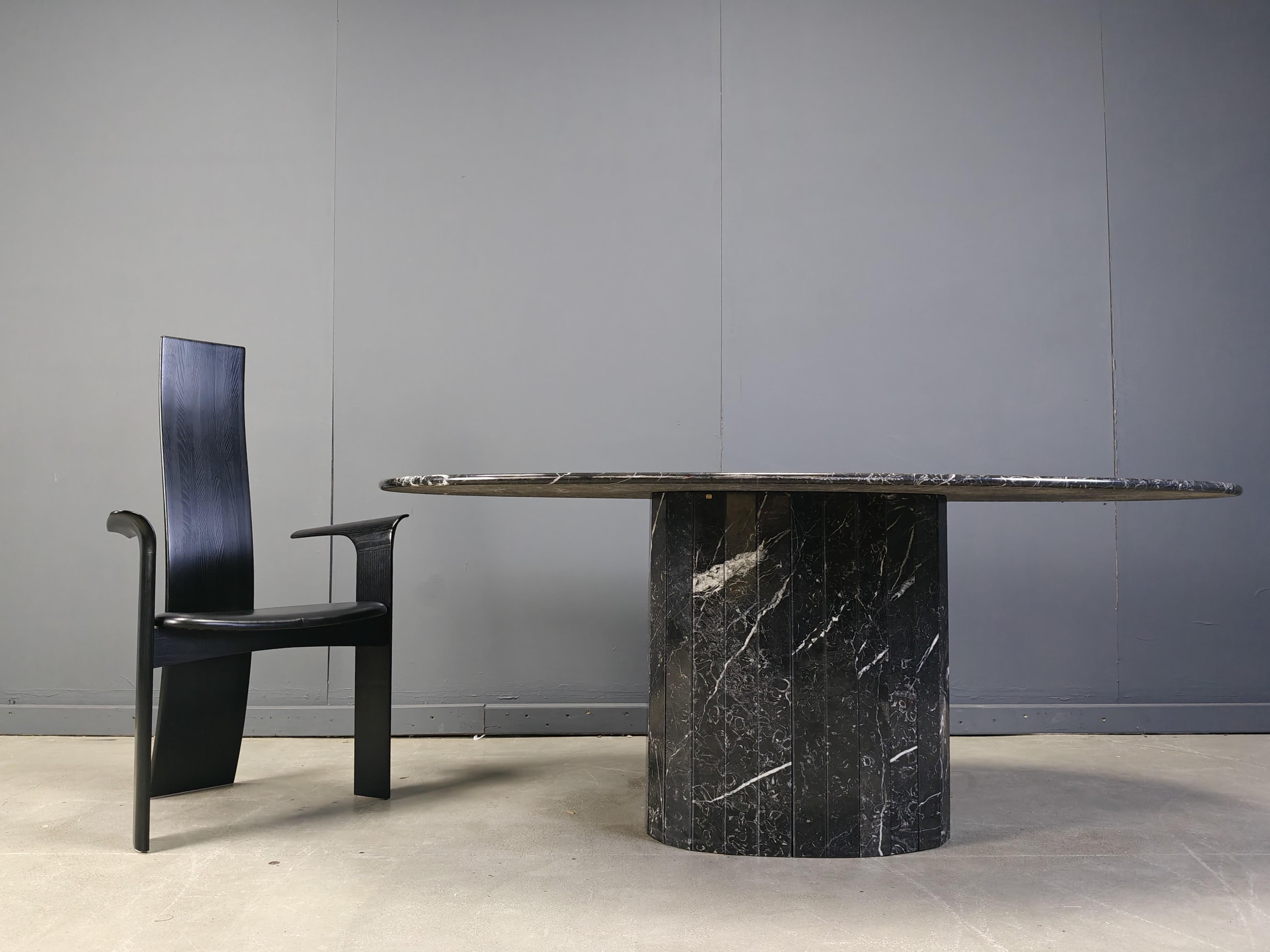 Italian Vintage oval black marble dining table, 1970s For Sale