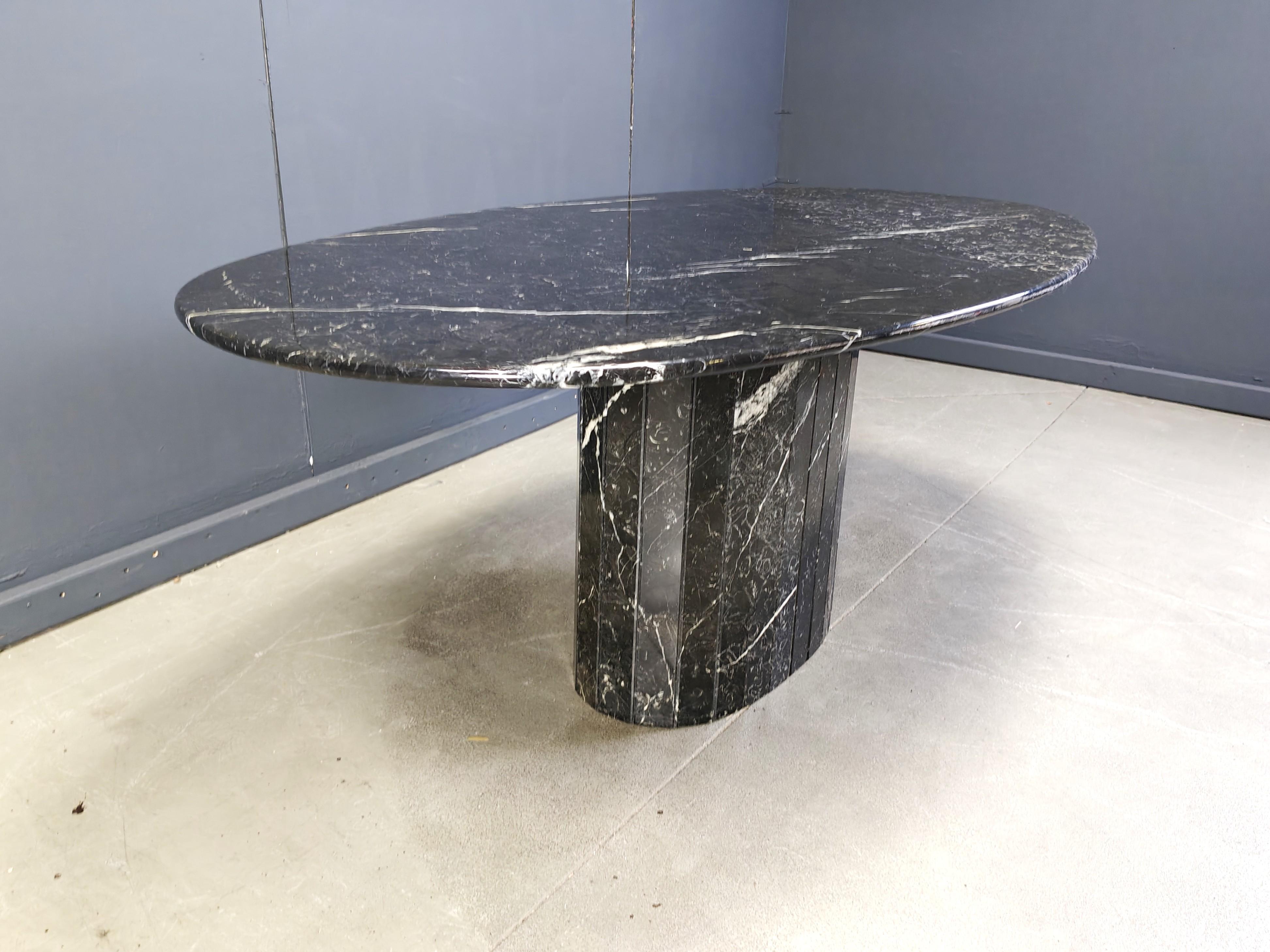 Late 20th Century Vintage oval black marble dining table, 1970s For Sale