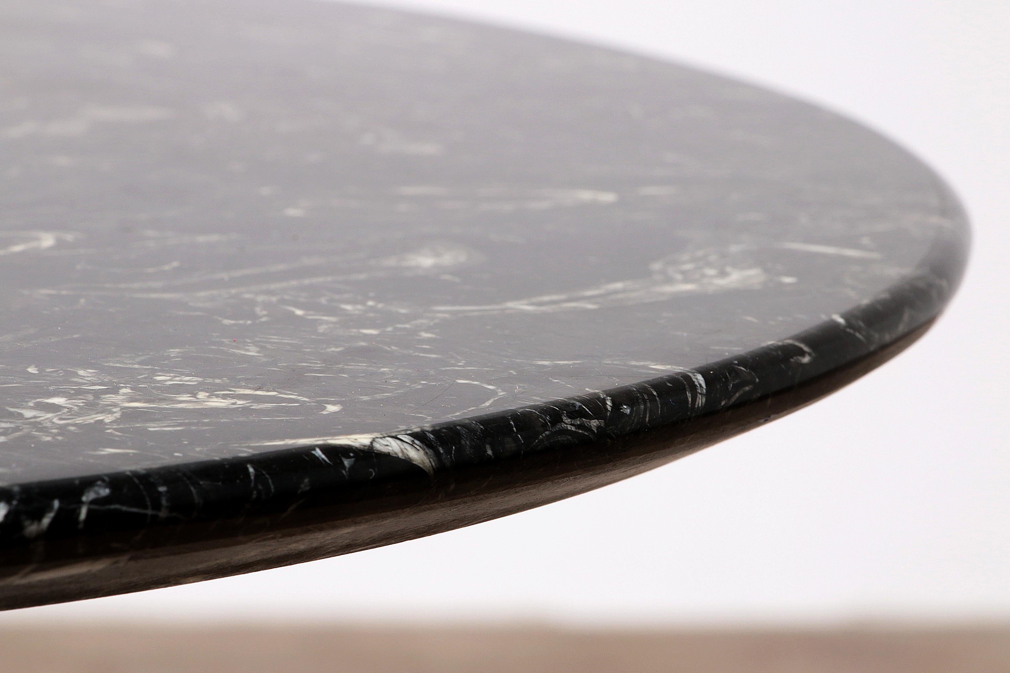 Vintage Oval Black Marble Dining Table, 1970s Italian Design 1