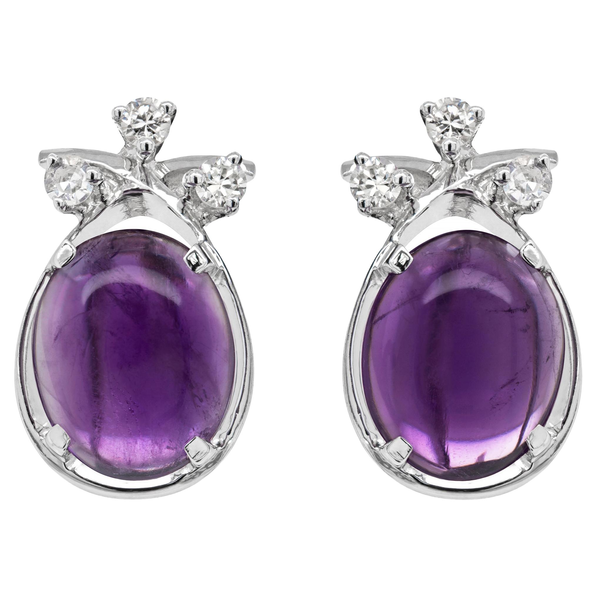 Ohrstecker aus 18 Karat Weißgold mit ovalem Cabochon-Amethyst und Diamant im Vintage-Stil