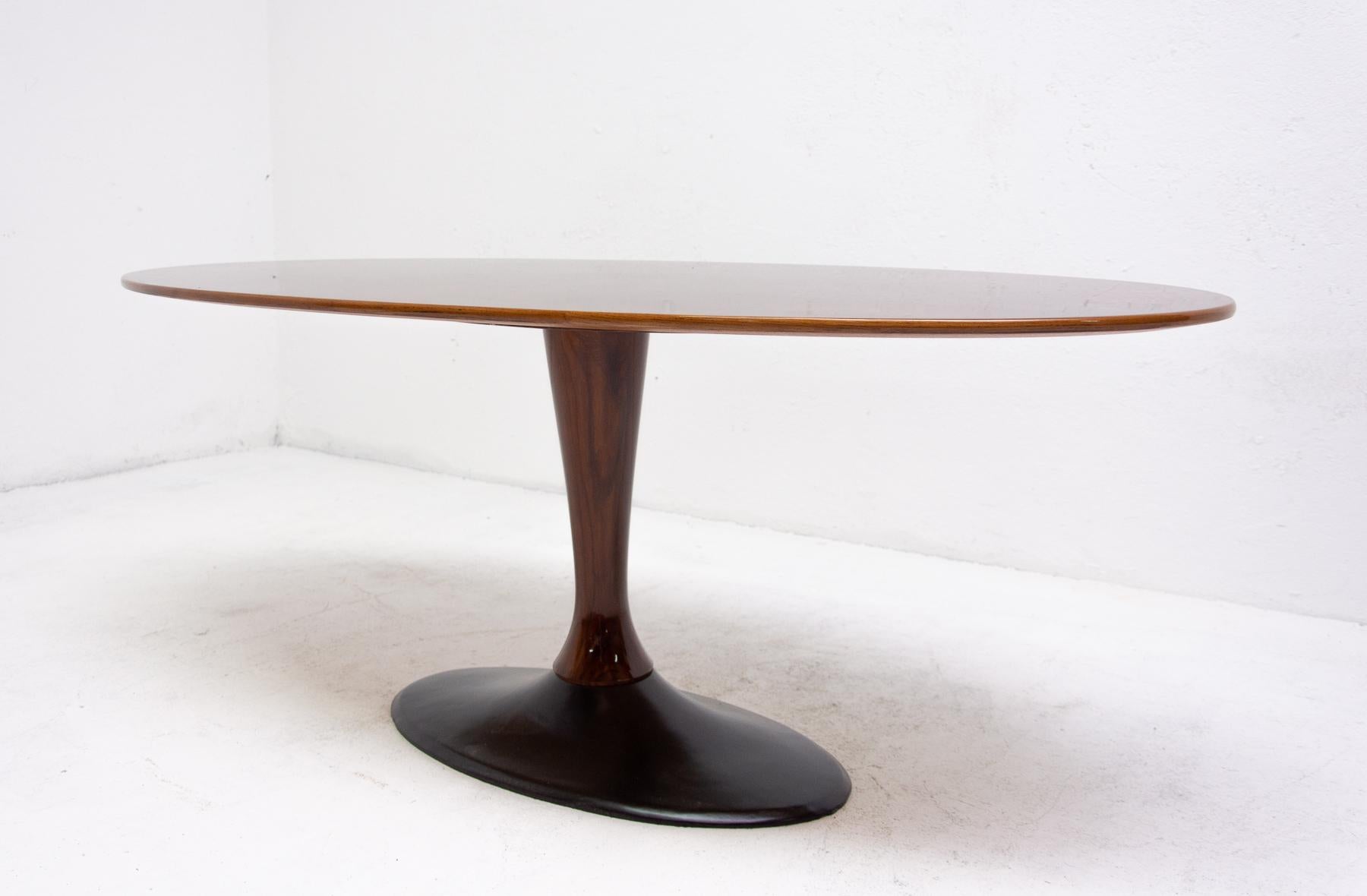 Vintage Oval Coffee Table from Czechoslovakia, 1970s 1