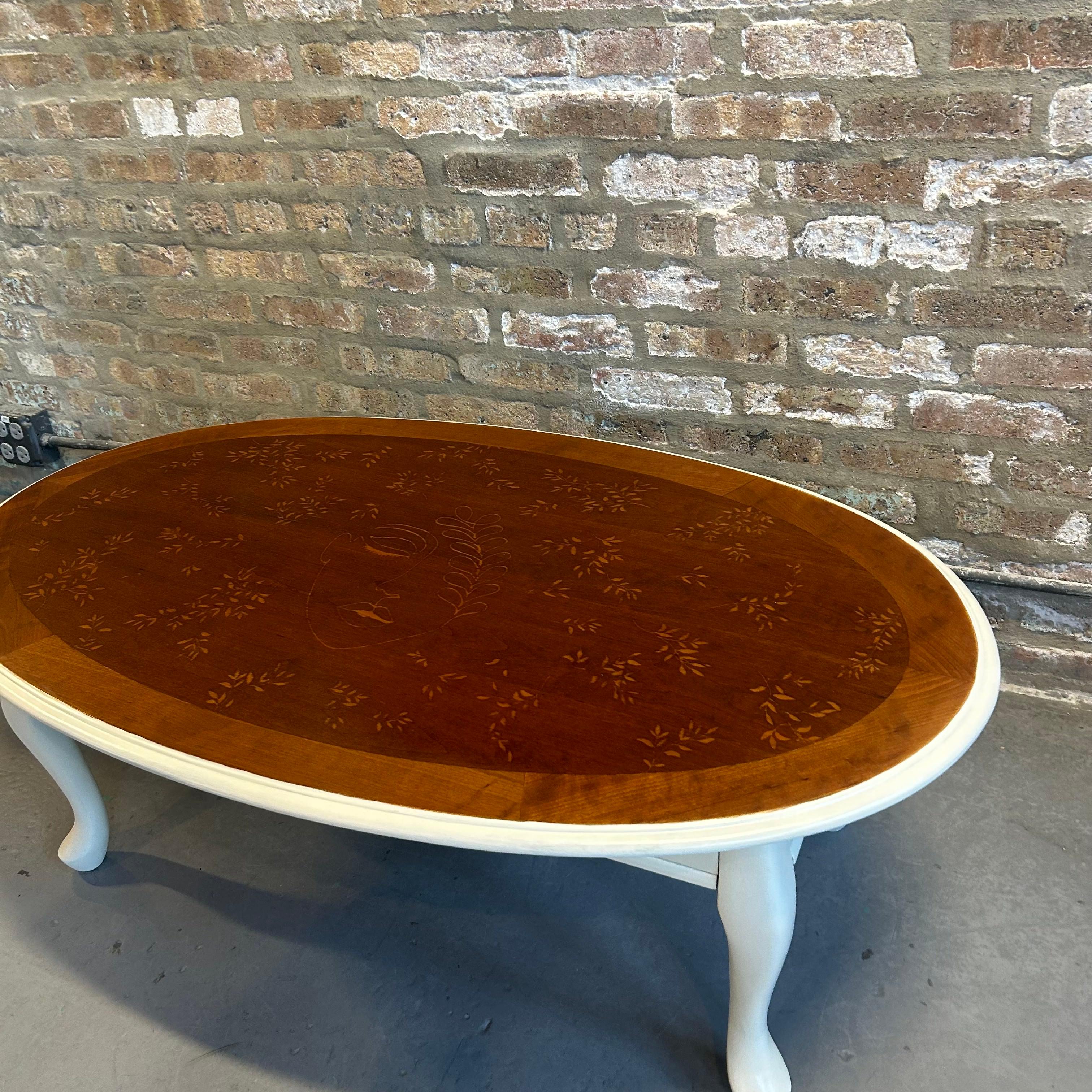 Unknown Vintage Oval Coffee Table - Natural and White Botanical Theme For Sale