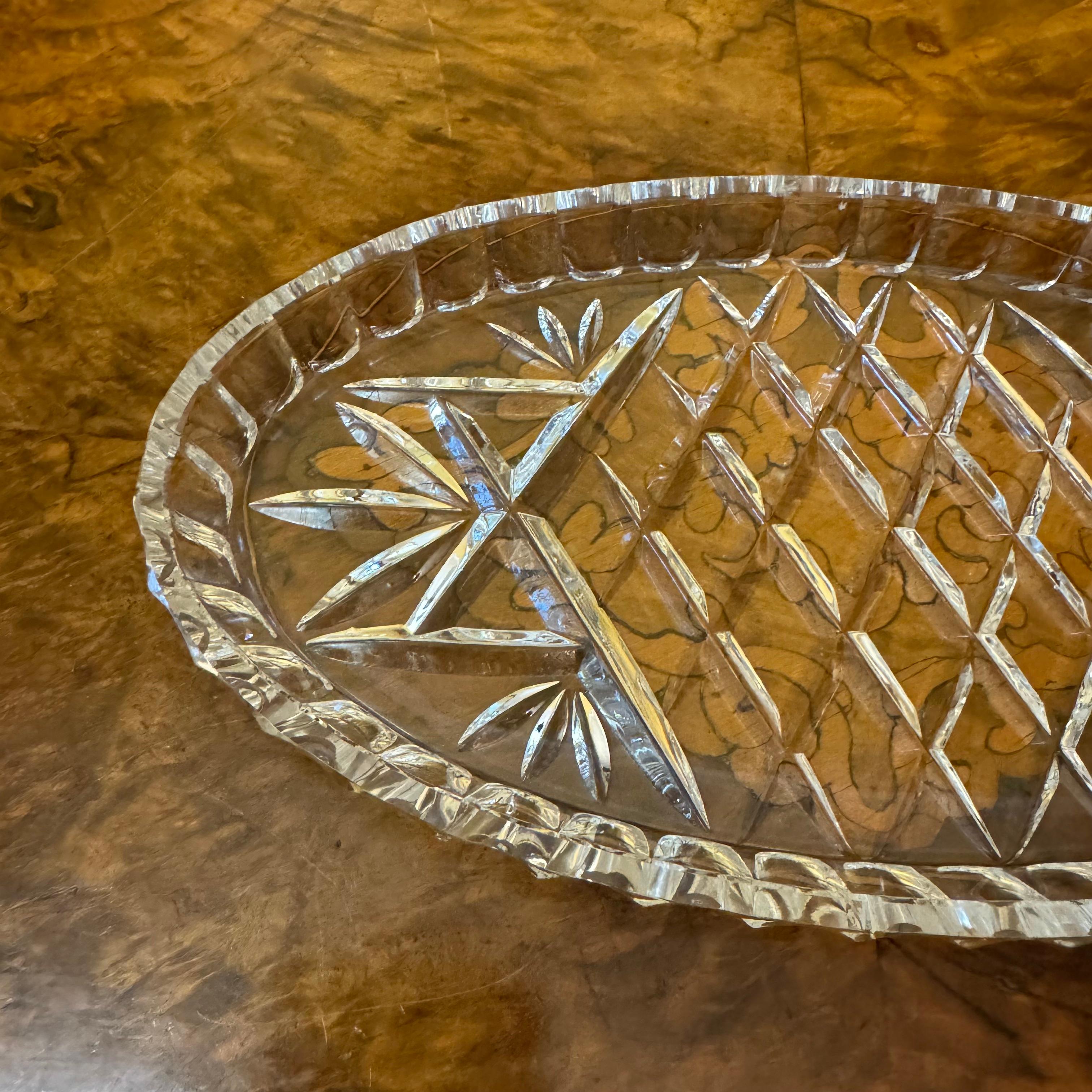Bandeja de cristal ovalada vintage siglo XX en venta