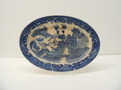 Vintage Oval Decorative Small Platter with Blue and White Willow Pattern