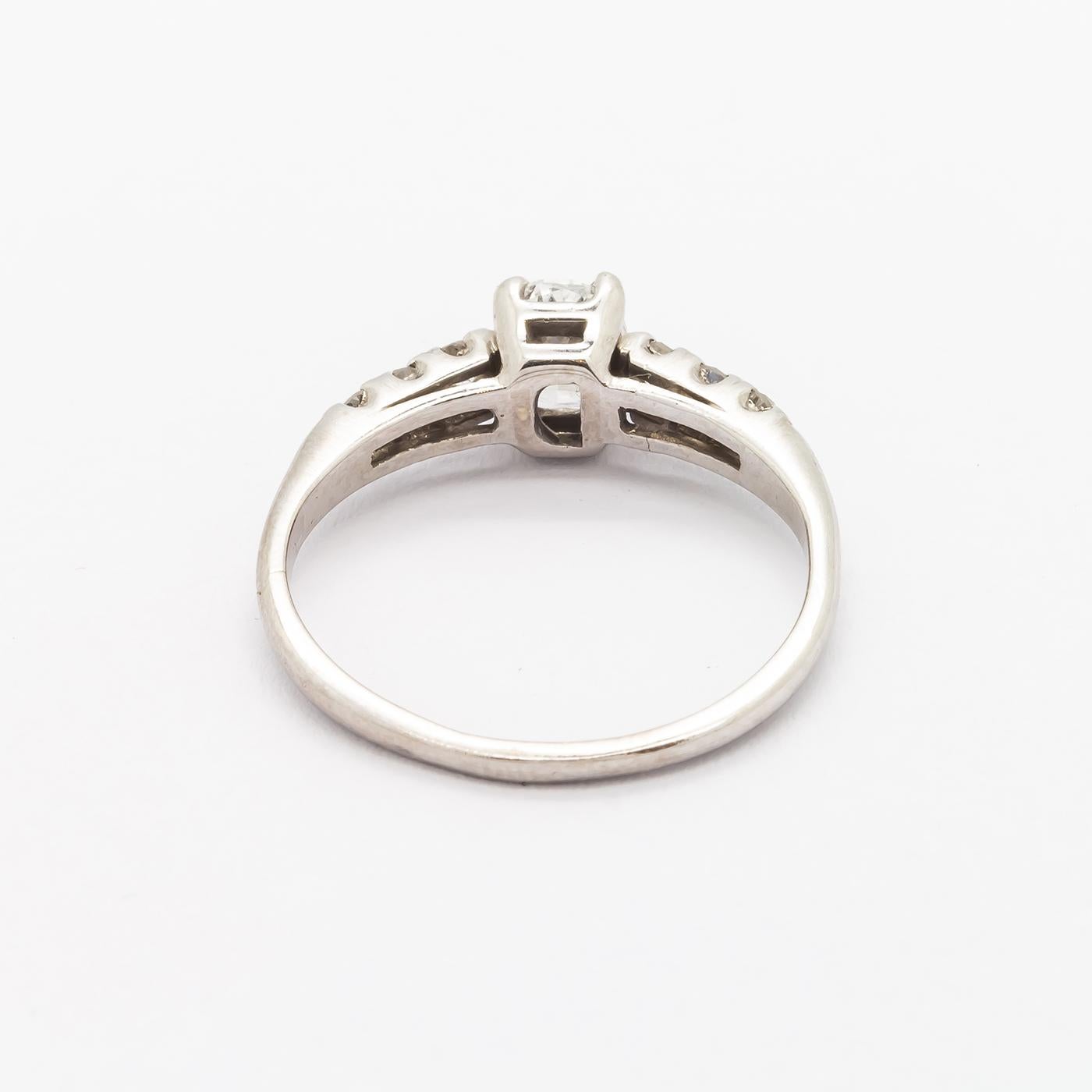 Women's Vintage Oval Diamond and Platinum Ring, D VS1 0.51 Carats For Sale