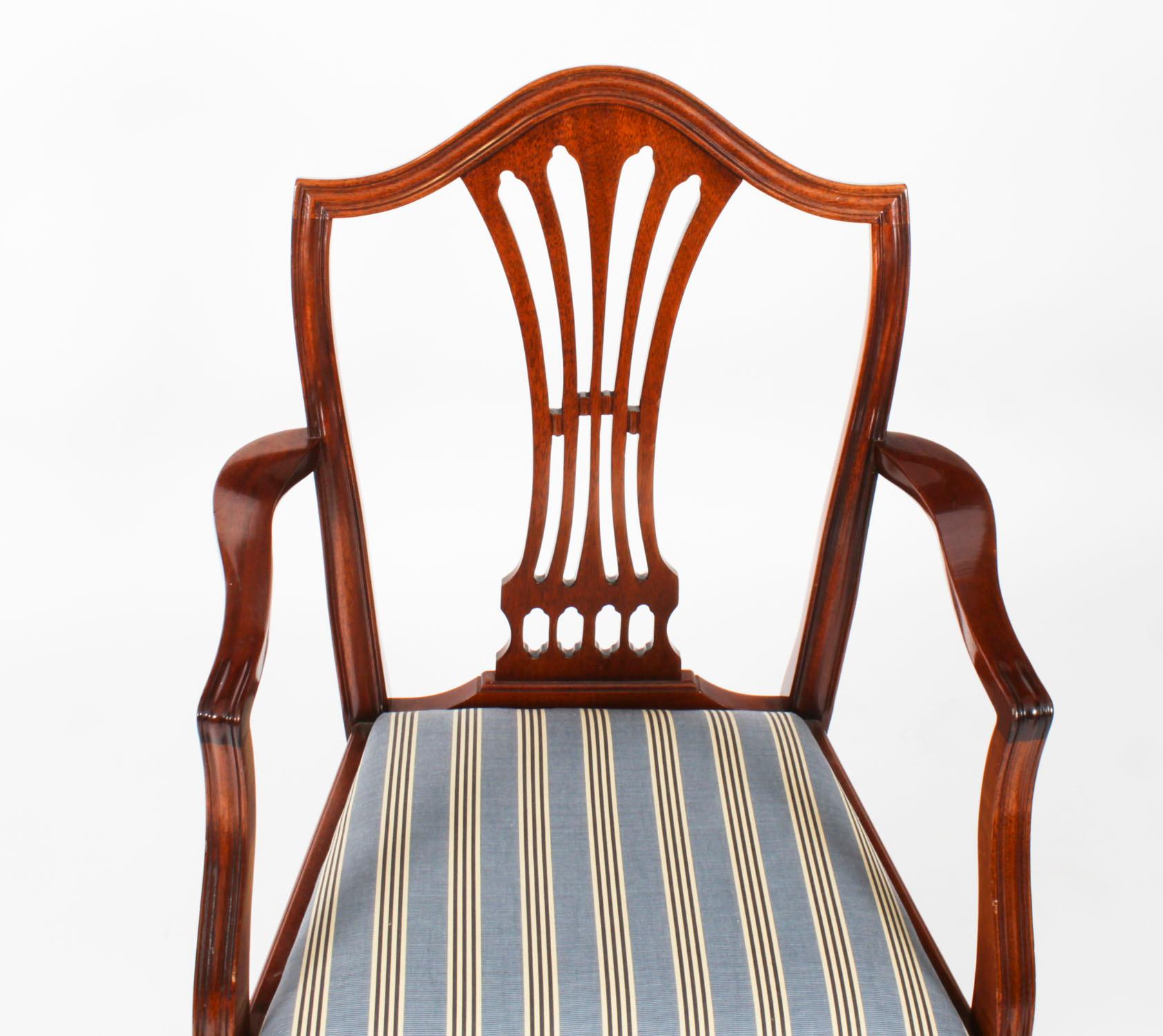 Table de salle à manger ovale et 6 chaises de William Tillman 20ème siècle en vente 6