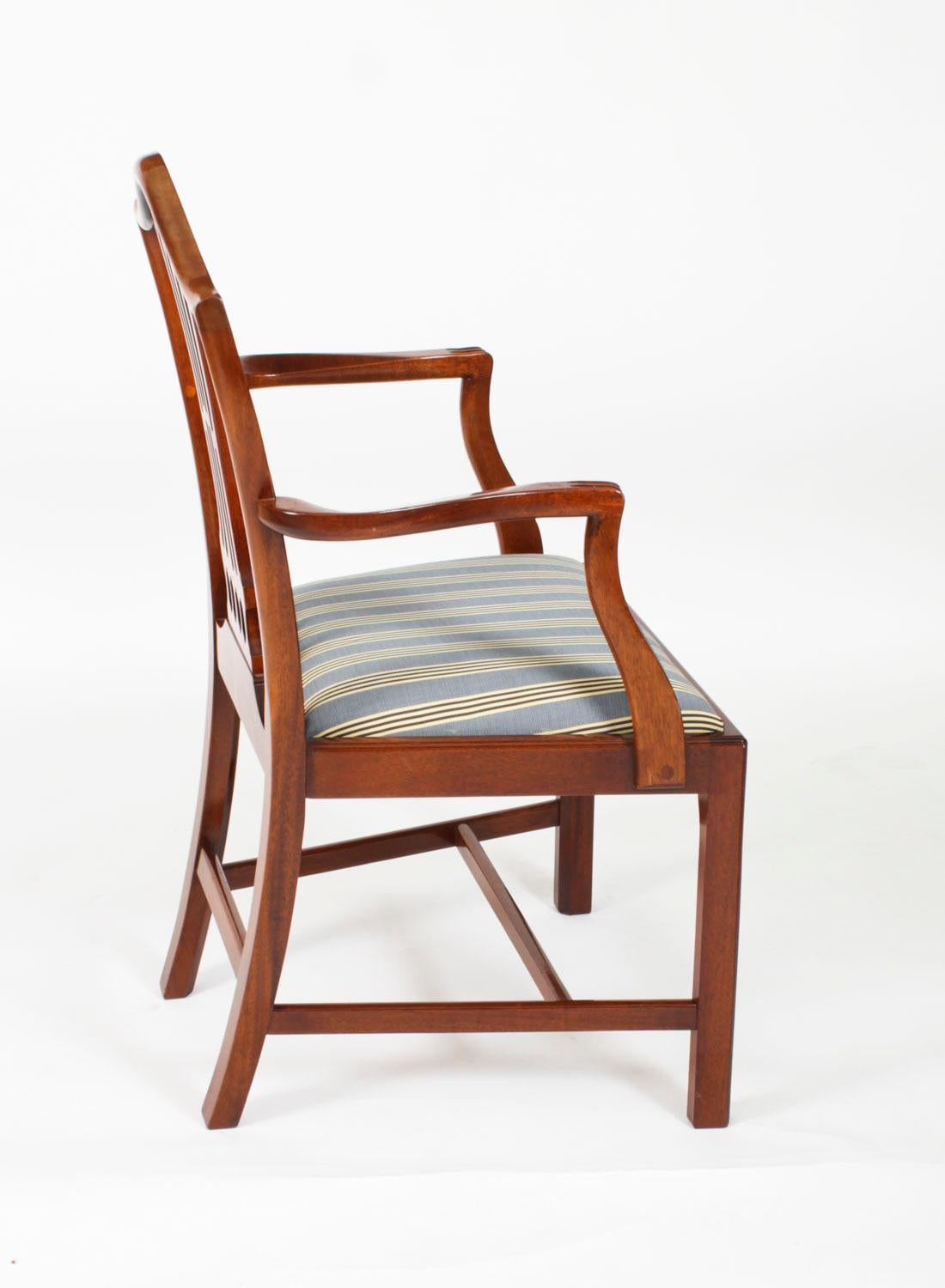 Table de salle à manger ovale et 6 chaises de William Tillman 20ème siècle en vente 9