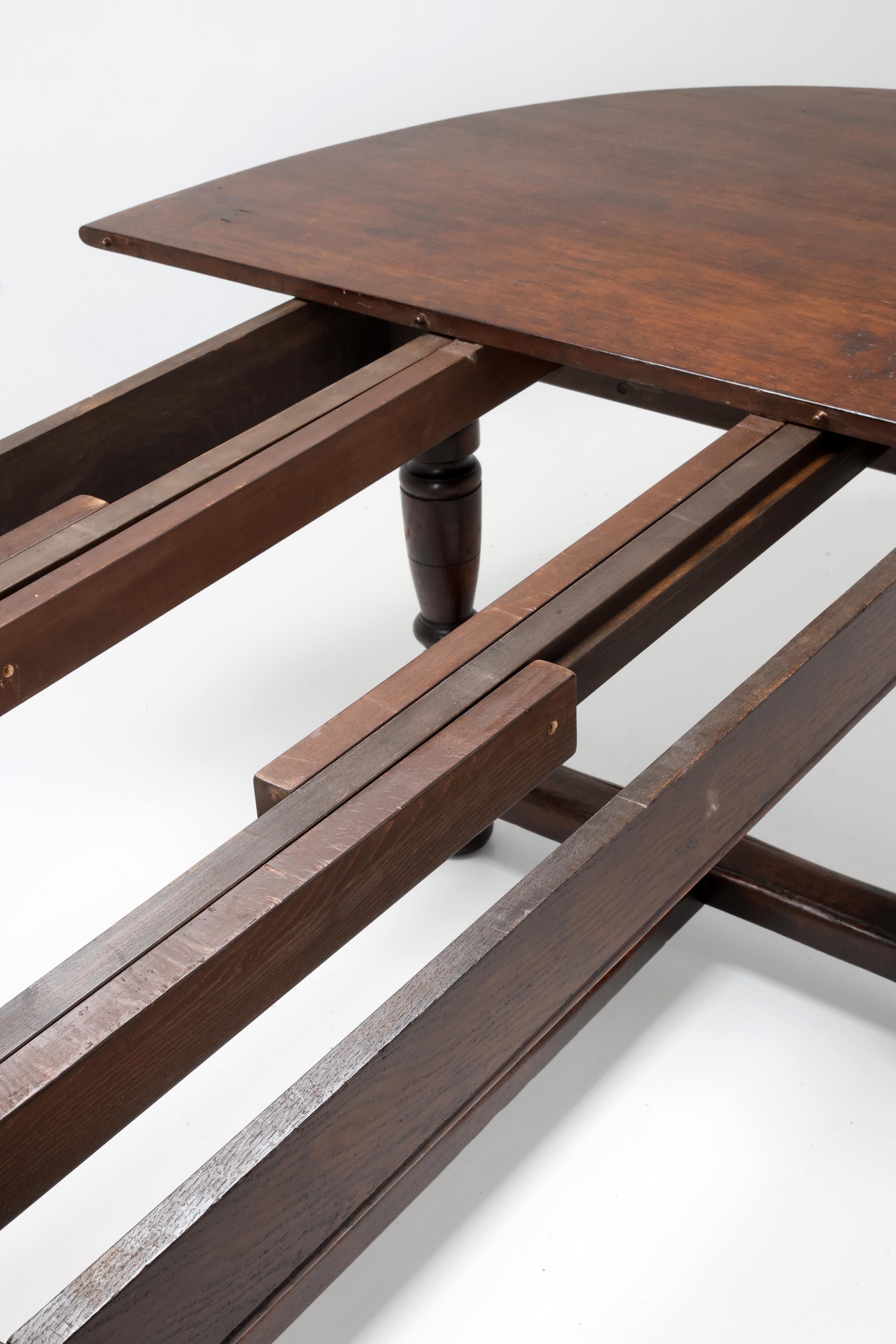 Vintage Oval Dining Table, Early 20th Century For Sale 6
