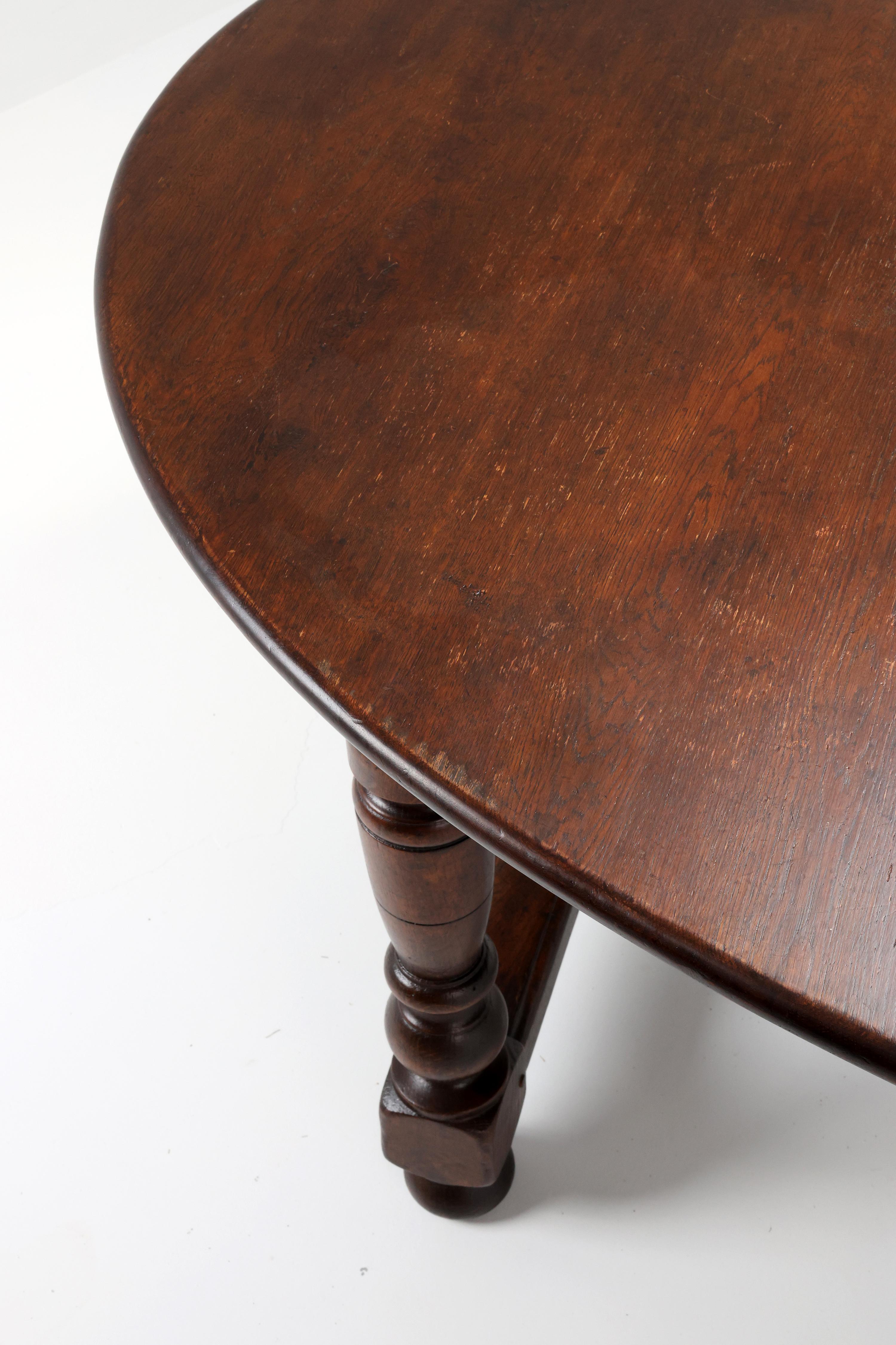 Vintage Oval Dining Table, Early 20th Century For Sale 1