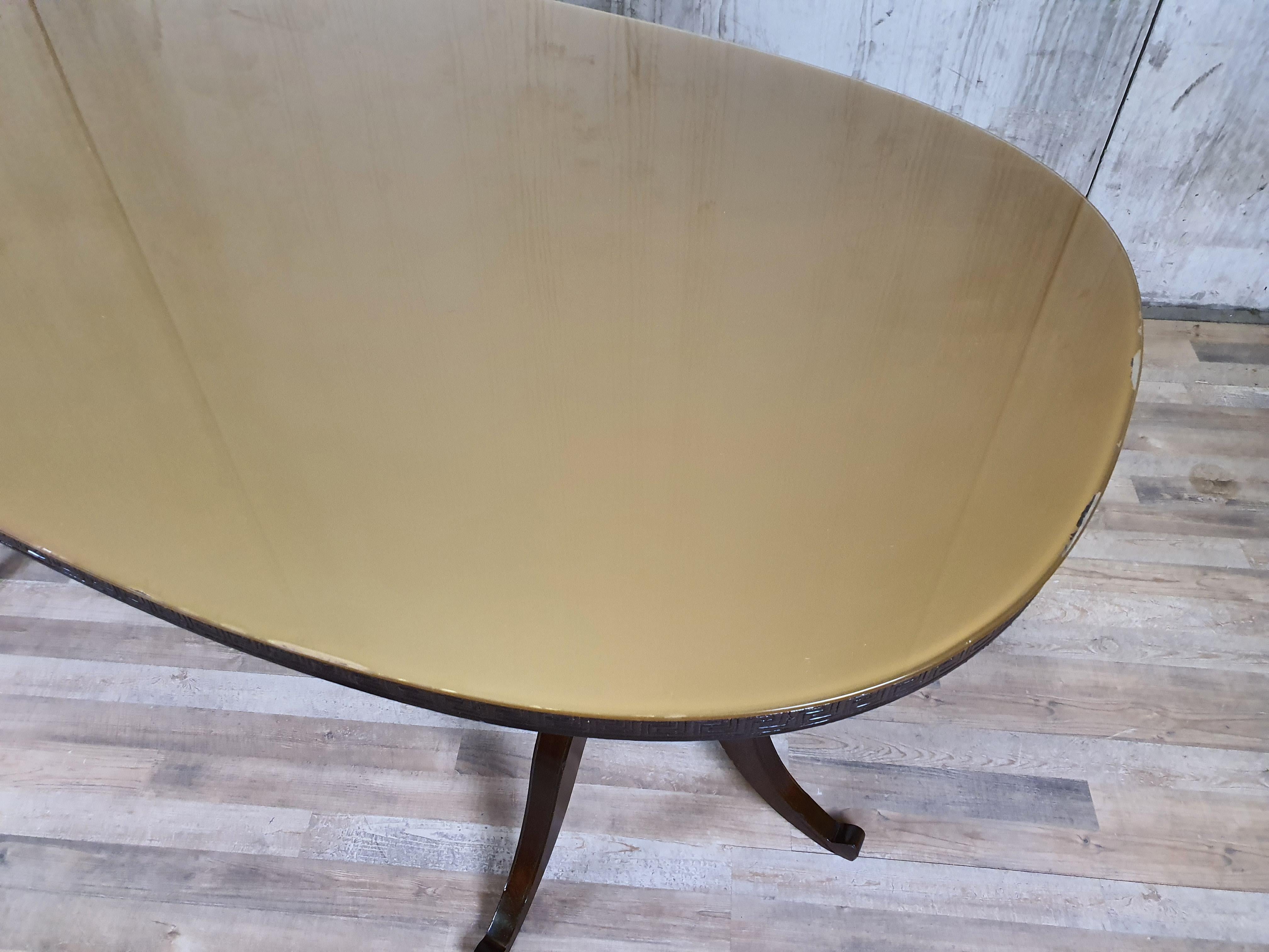 Mid-20th Century Vintage Oval Dining Table