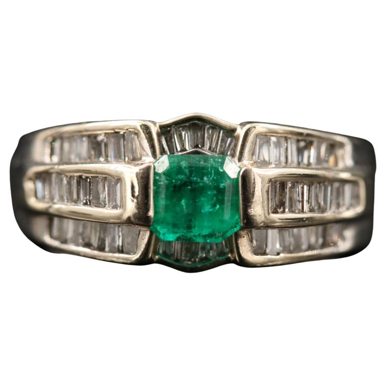 Customizable Vintage Oval Emerald and Diamond Wedding Ring For Sale at