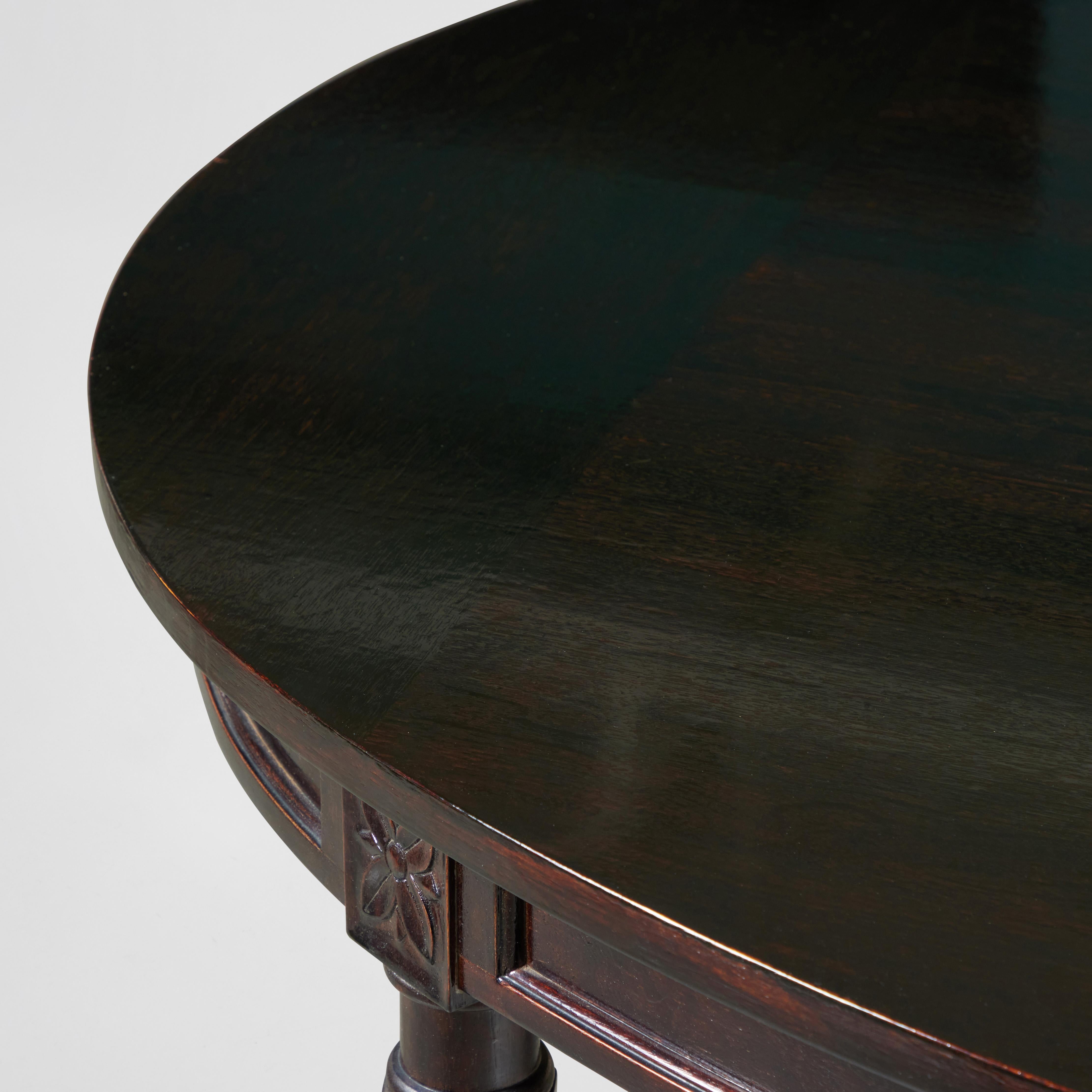 Wood Vintage Oval Extension Dining Table
